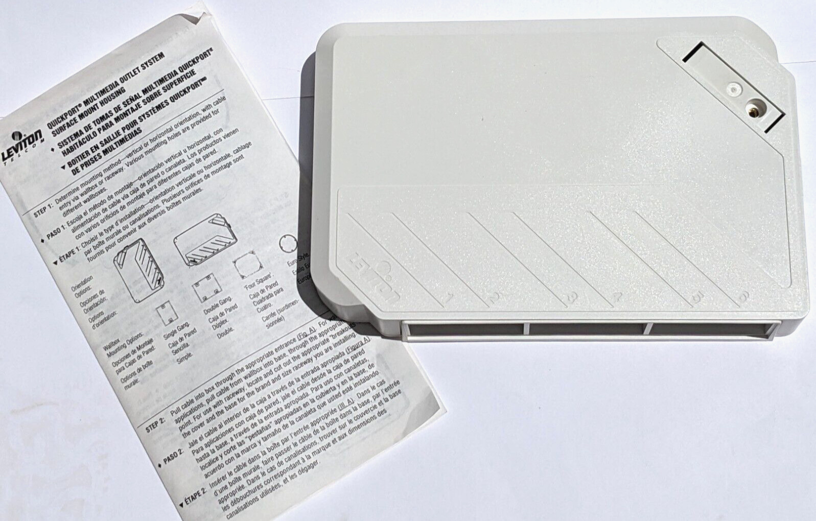 Leviton CAT-41296-MMW MOS Surface Mount Box, Quickport Fiber, w/ 4 SC couplers