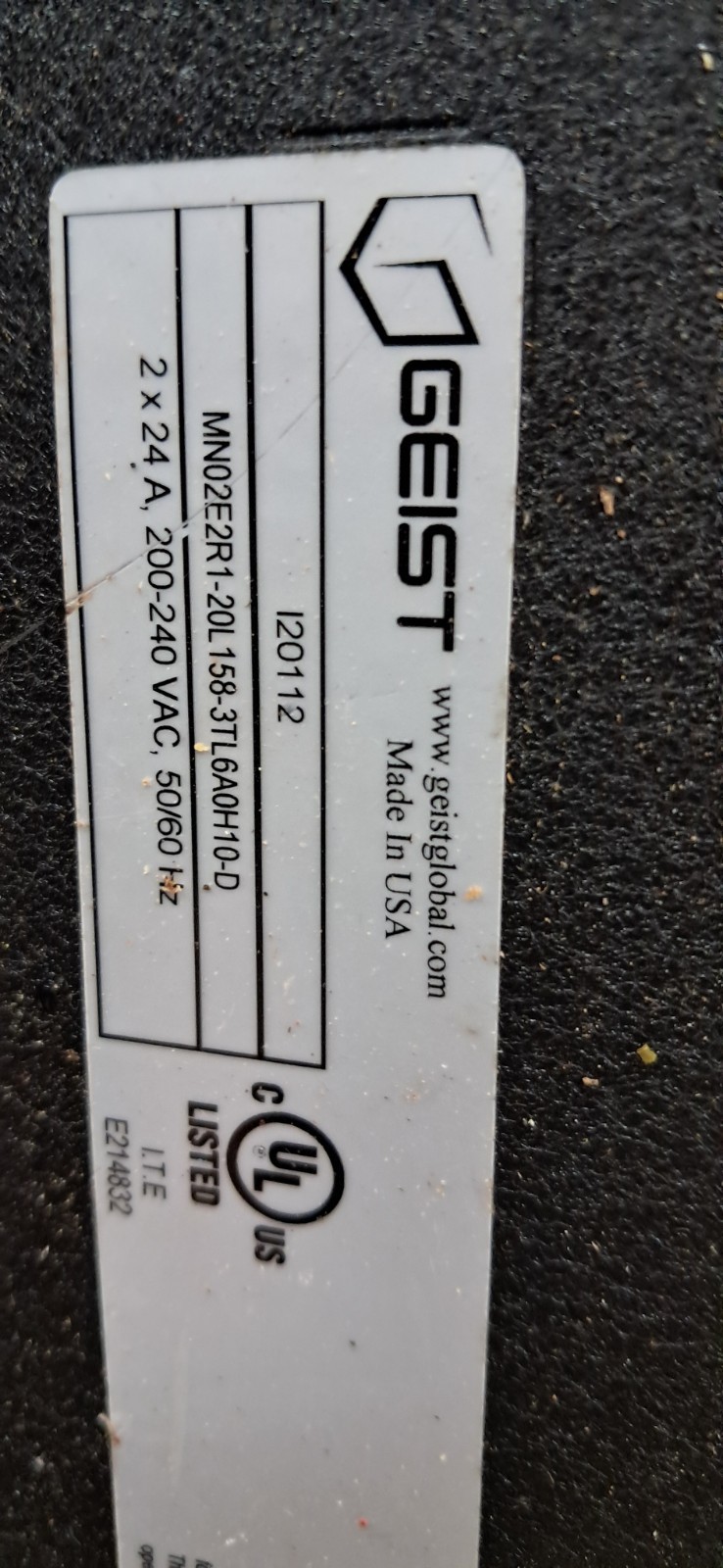 Geist Rack Mount PDU Monitored Unit MN02E2R1-20L 158-3TL6A0H10-D