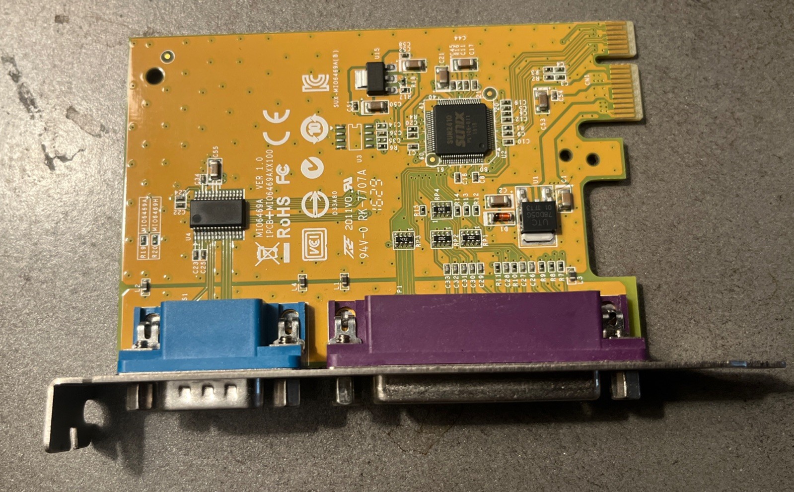 YCJ65 Dell Sunix Serial & Parallel Expansion Multi I/O Card MI06469A