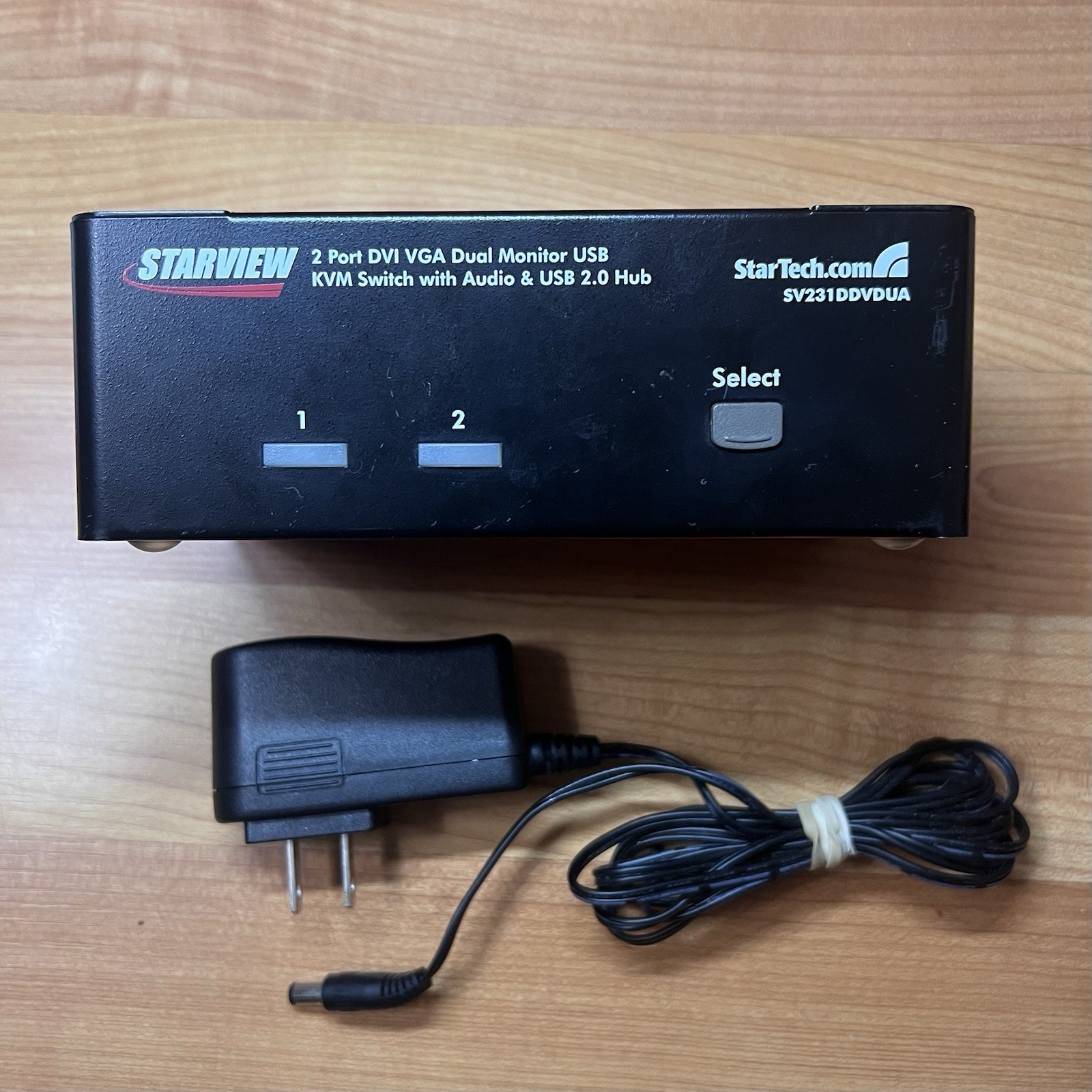 StarTech.com SV231DDVDUA C4E1E7ZG37F 2-Port DVI/VGA Dual Monitor USB KVM w/Cable