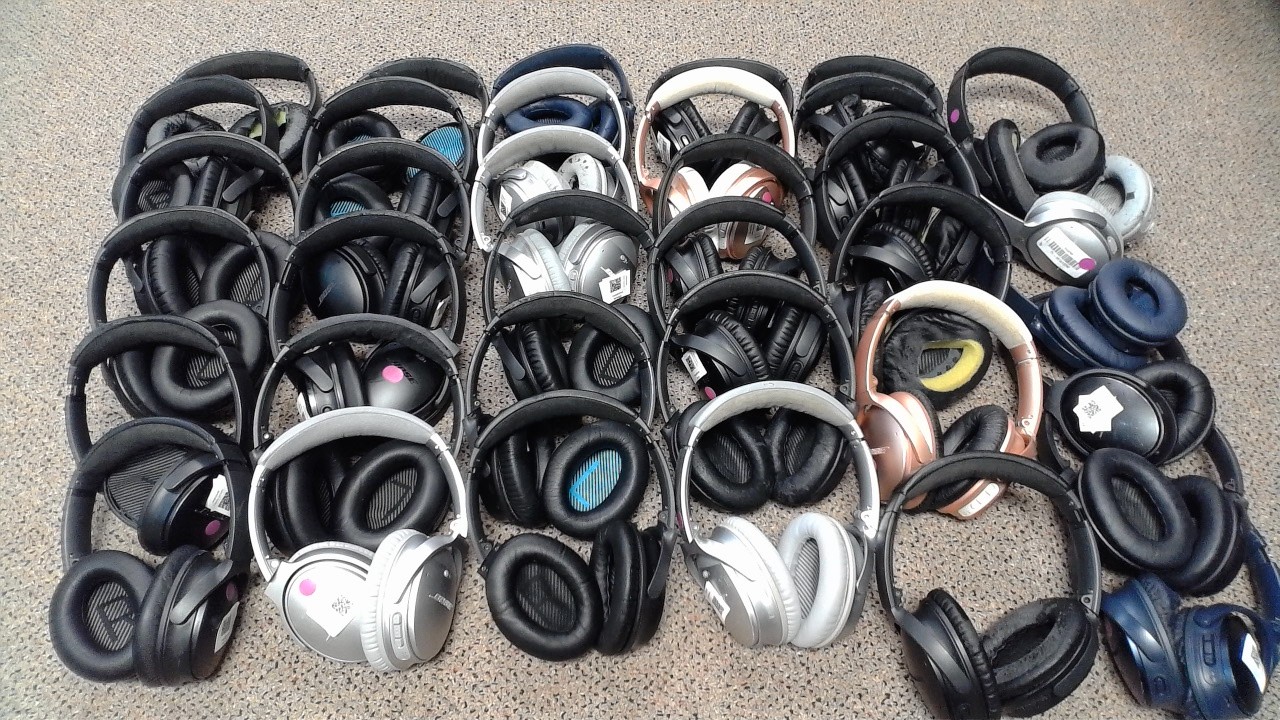 LOT of 36 Pairs of Bose QC35 Series 2 Noise Cancelling Headphones