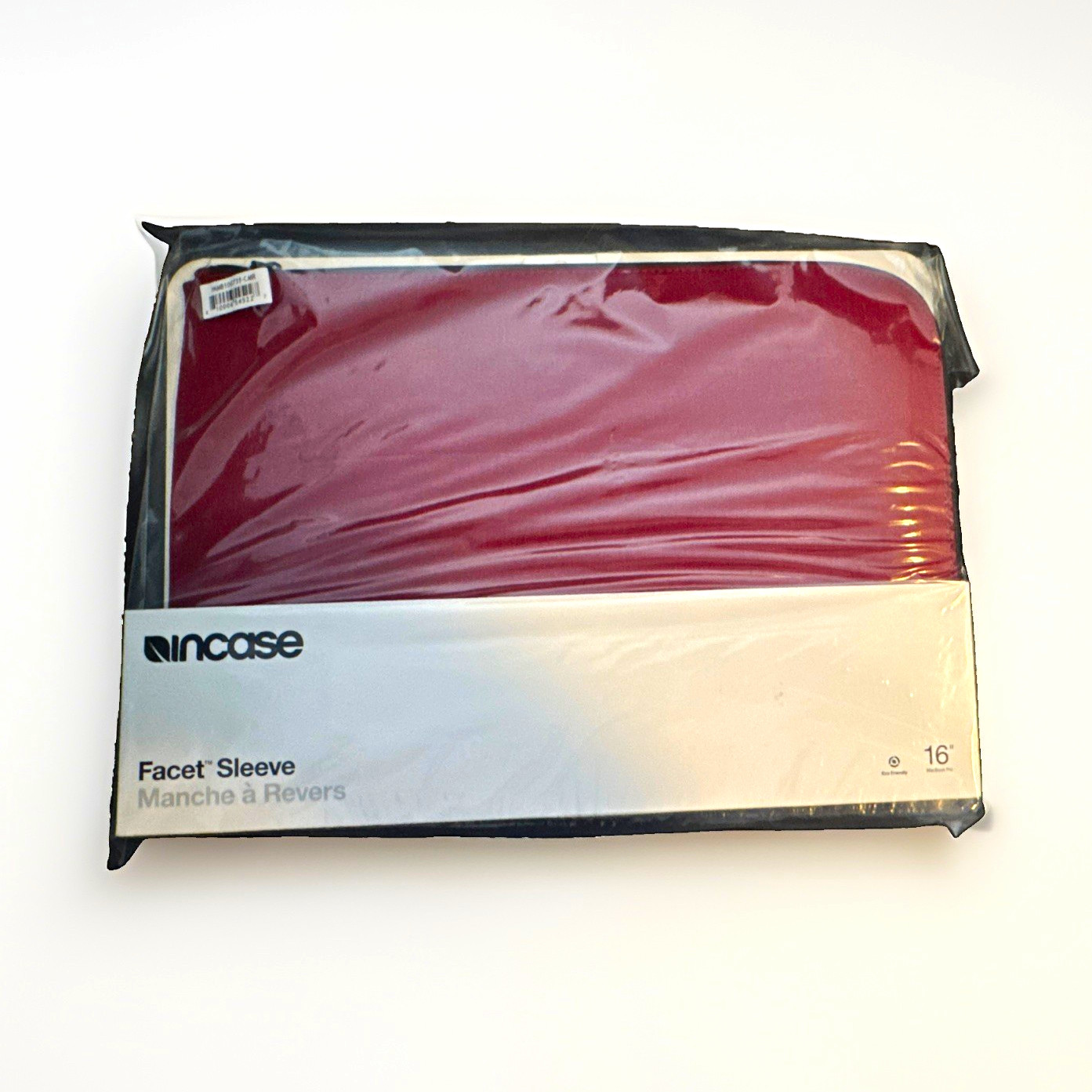 Incase Facet Sleeve 16in for MacBook Pro Padded Neoprene Laptop Case Red