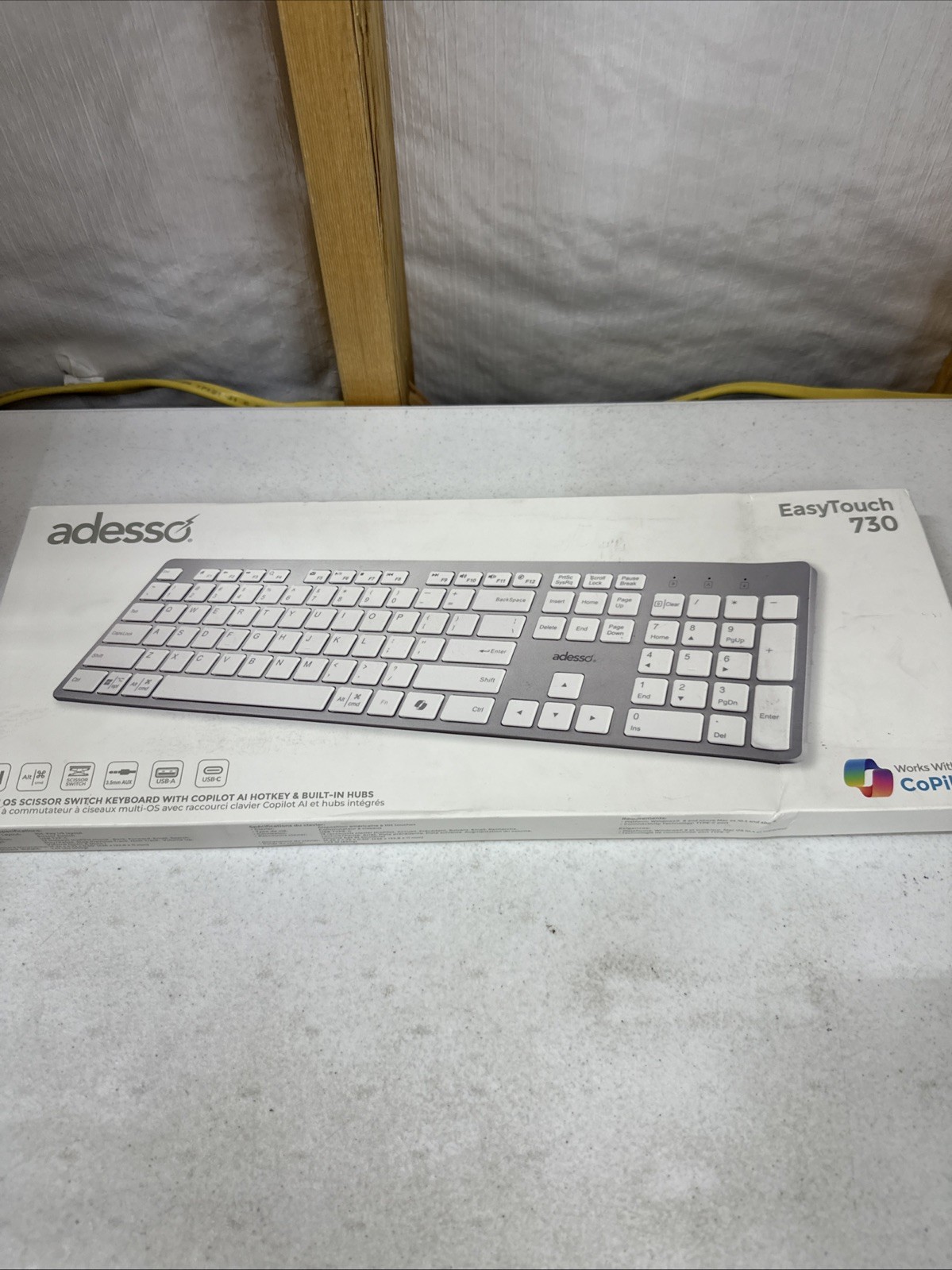 Adesso AKB-730UW Scissor Switch Keyboard with Copilot AI Hotkey AKB-730UW, White