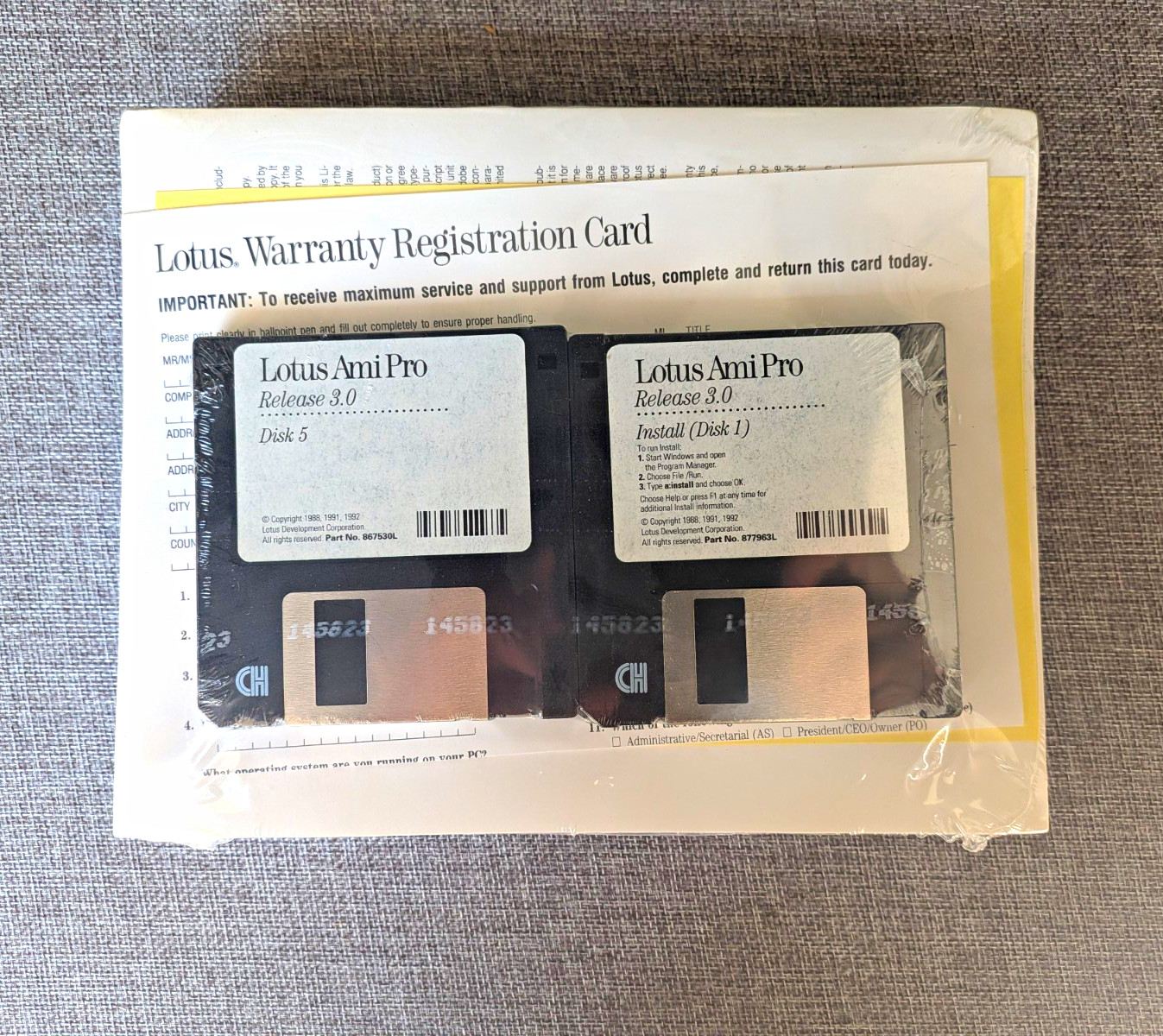 Lotus Ami Pro for Windows Release 3.0 User's Guide w/ 3.5" Floppy Disks Lite