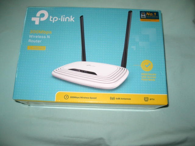 TP-LINK 300MBPS WIRELESS N ROUTER TL-WR841N-NEW & SEALED