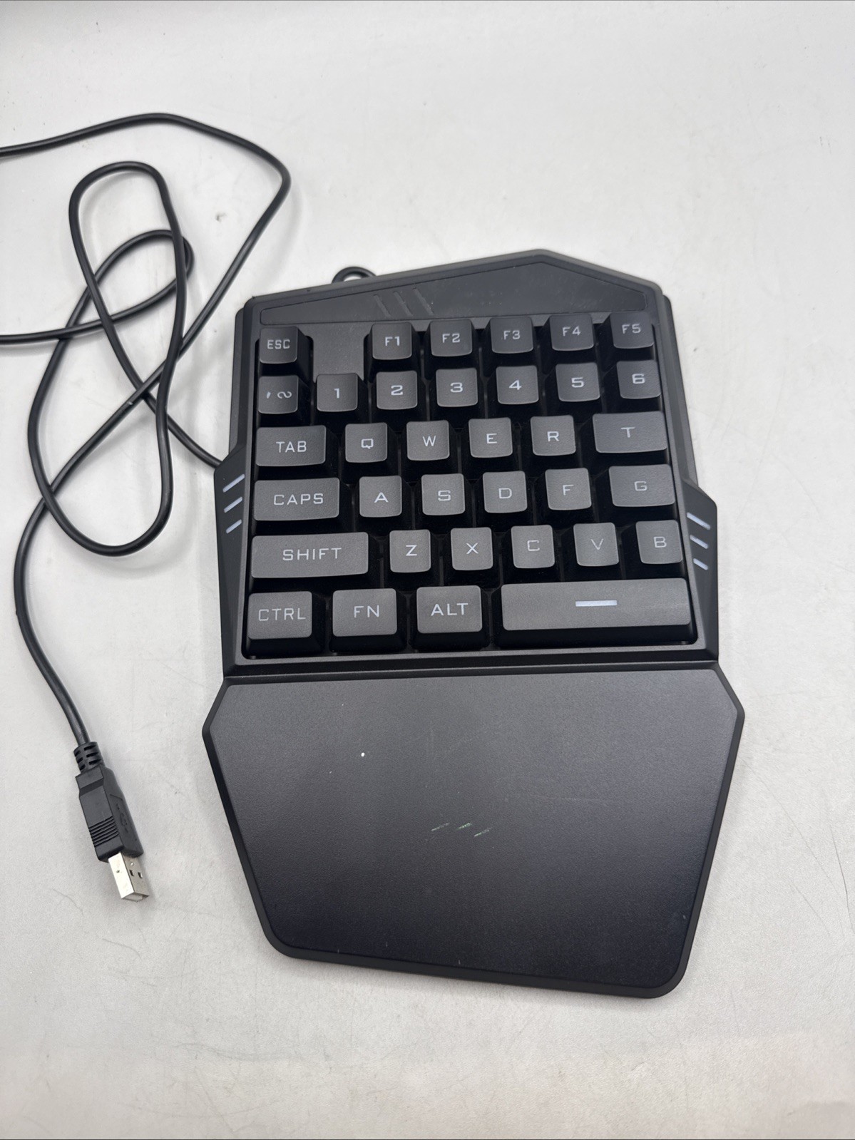 BUGHA ONE-HANDED LED GAMING KEYBOARD