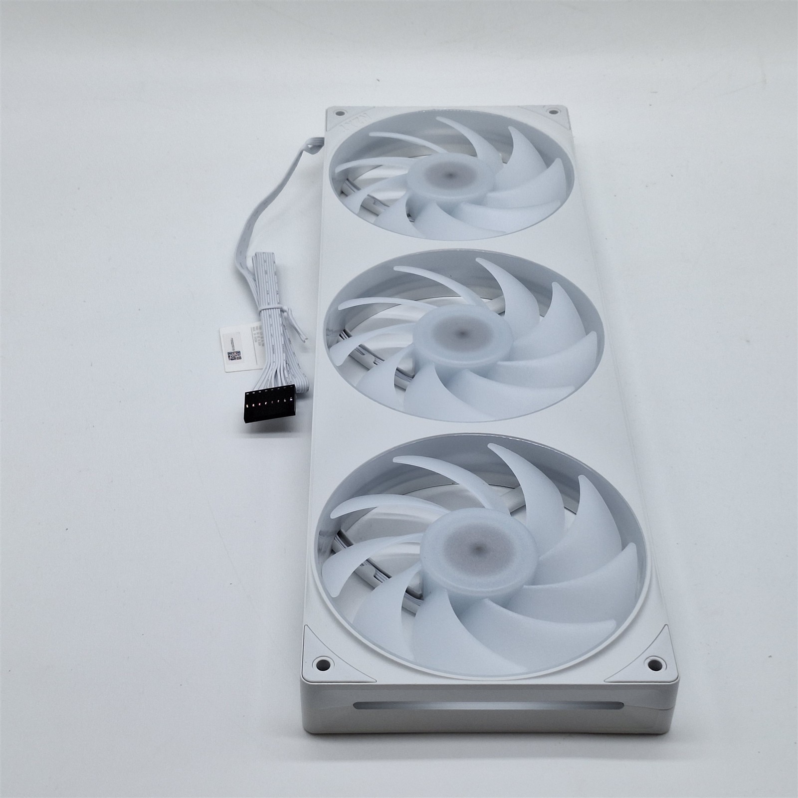 NZXT F360 RGB Core 360mm Single-Frame Triple 120mm Fan Unit White