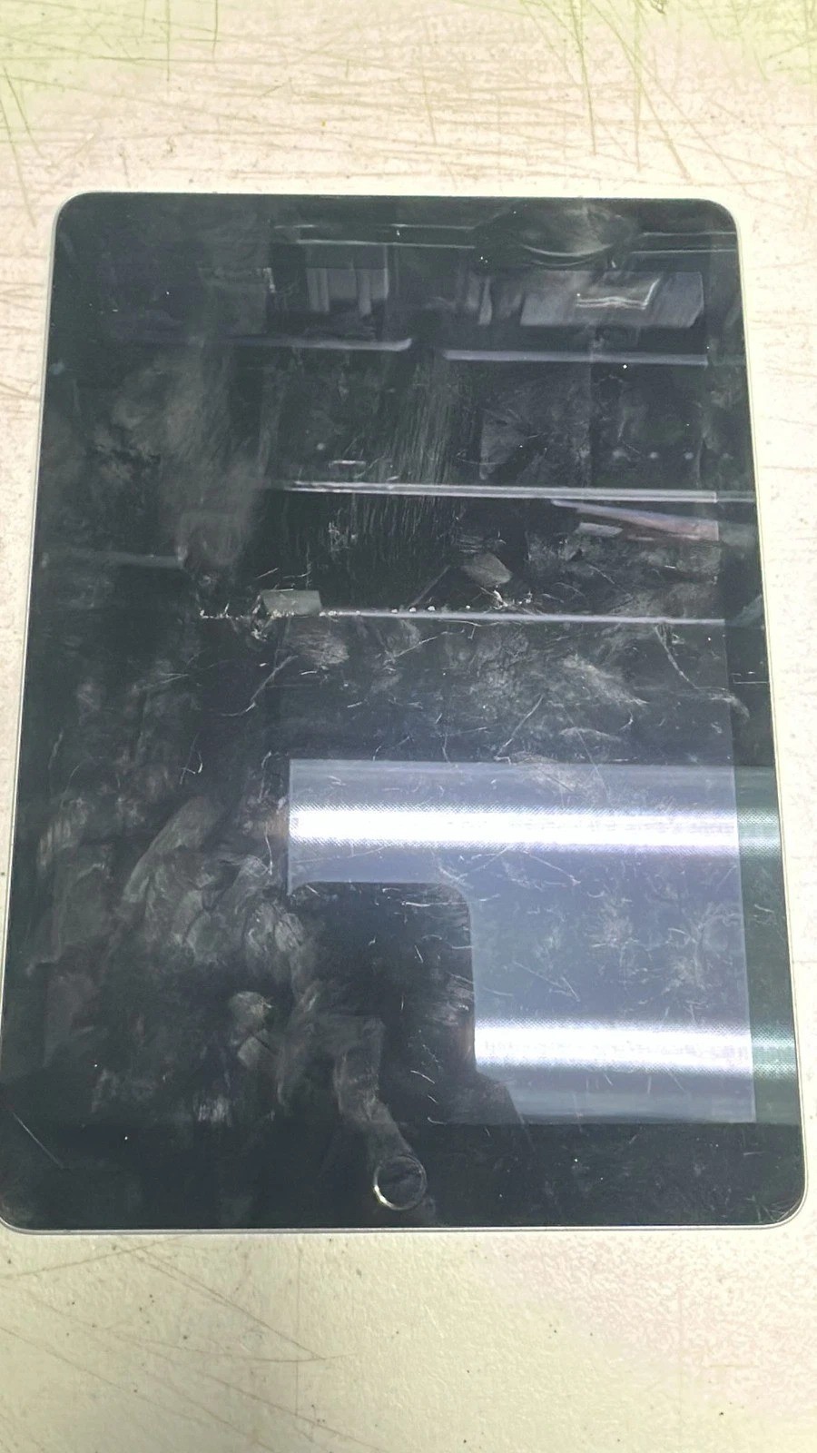 Apple iPad A2602 Not Turning on Tablet for Parts Only Not Bundled