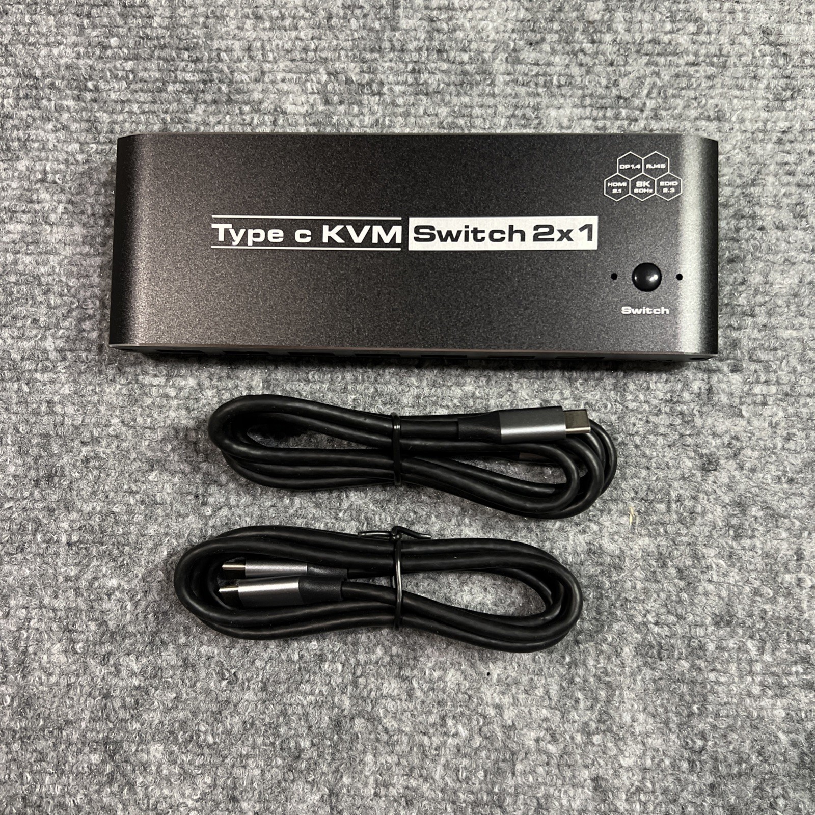 High-definition multimedia interface-type c KVM switch 2x1HDMI out, DP out, ECT