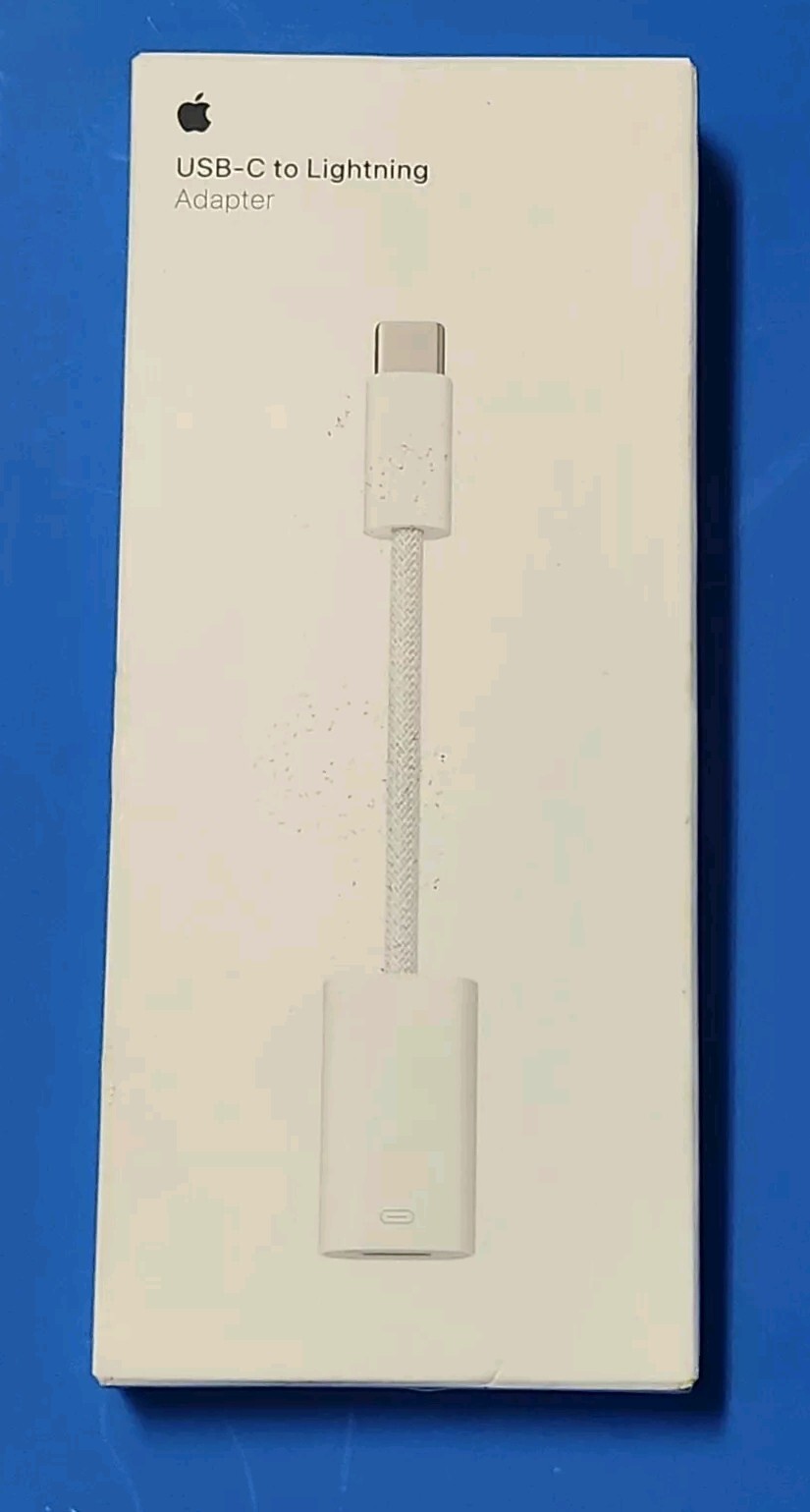 Apple - Lightning to Digital AV Adapter **Open Box** AUTHENTIC 