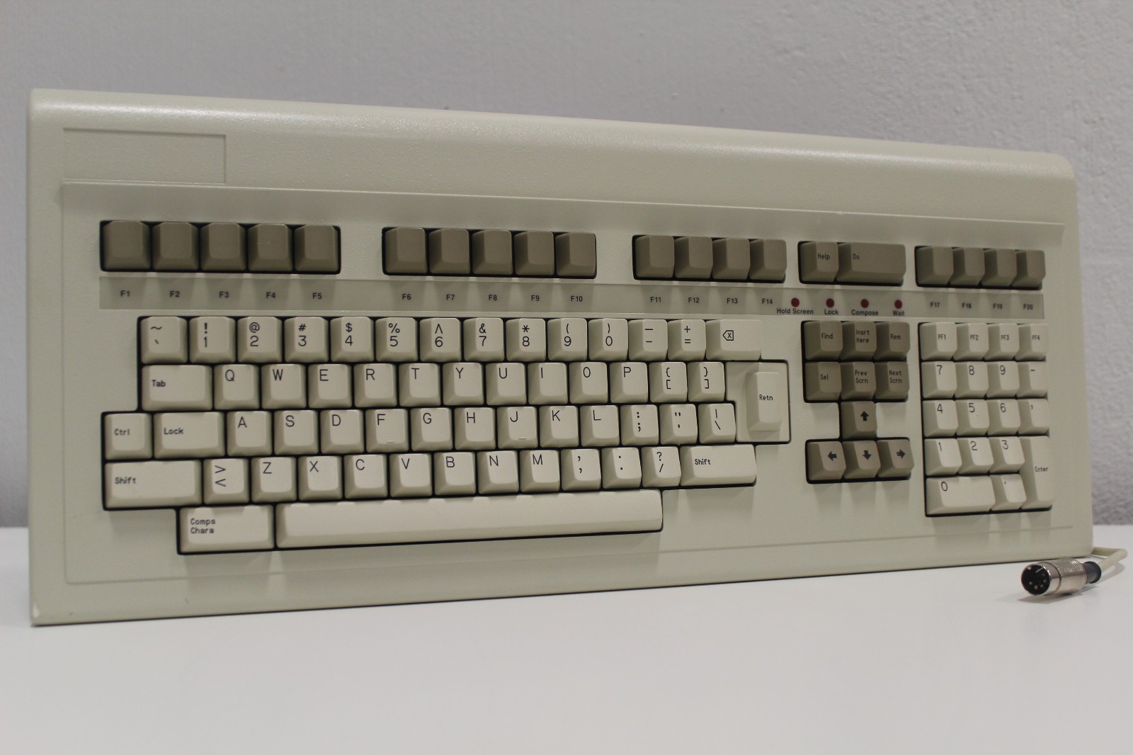 Vintage BTC Professional Wired AT Cable Keyboard 2-87-S E02968051 0032610