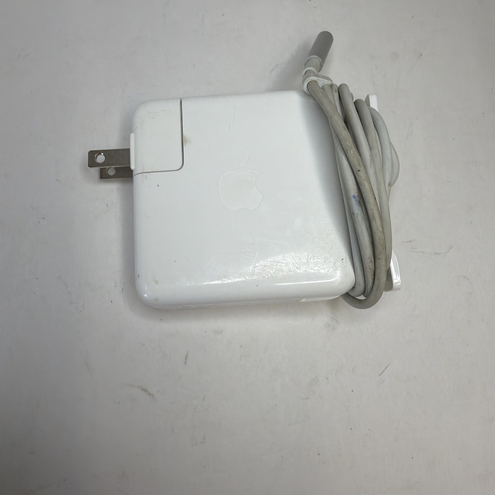Apple 60-Watt MagSafe Power Adapter Wall Charger - White A1344