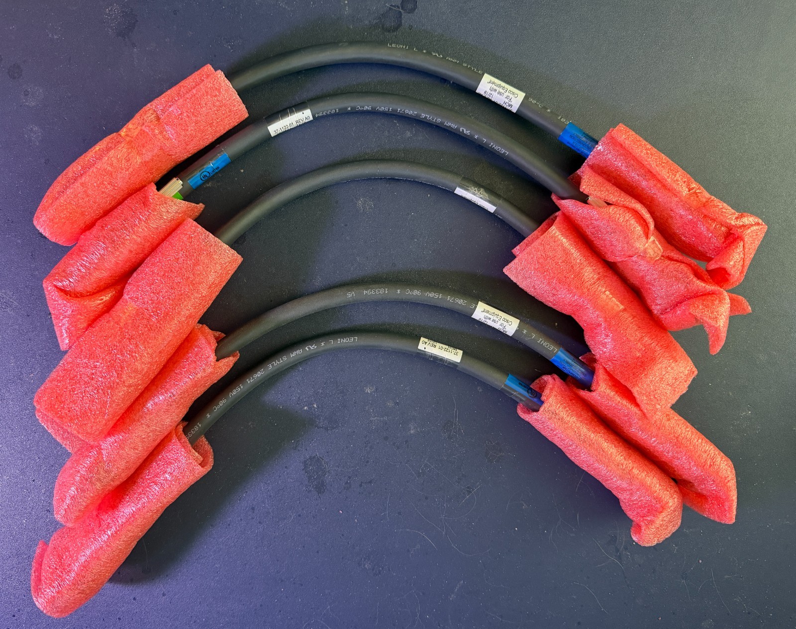 Lot of 5 -- New Open Box - Genuine/OEM Cisco Stack Power Cables  37-1122-01