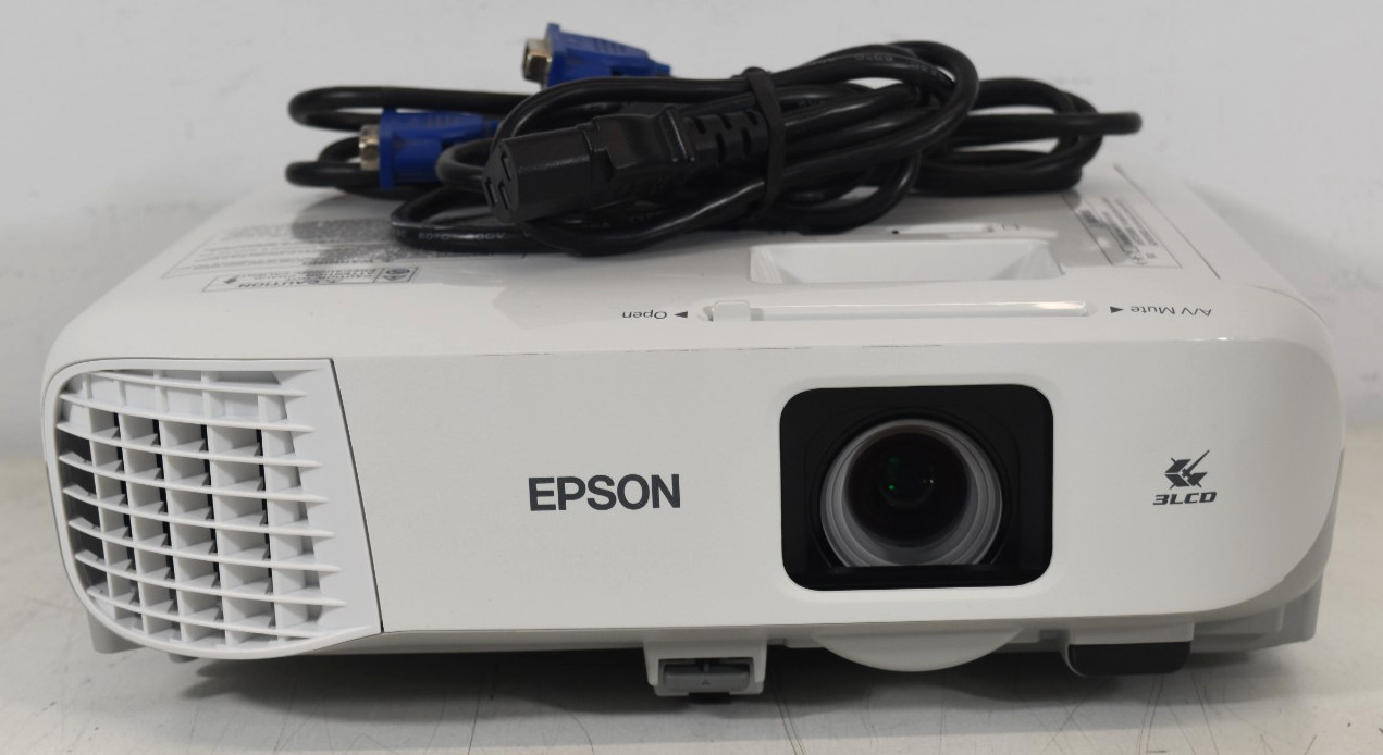 Epson Powerlite 982W WXGA HDMI Projector 4200 Lumens 3500 Used Hours