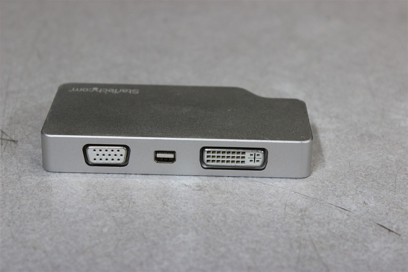 StarTech.com CDPVGDVHDMDP 4-in-1 Travel A/V Adapter for Computers with USB-C-4K