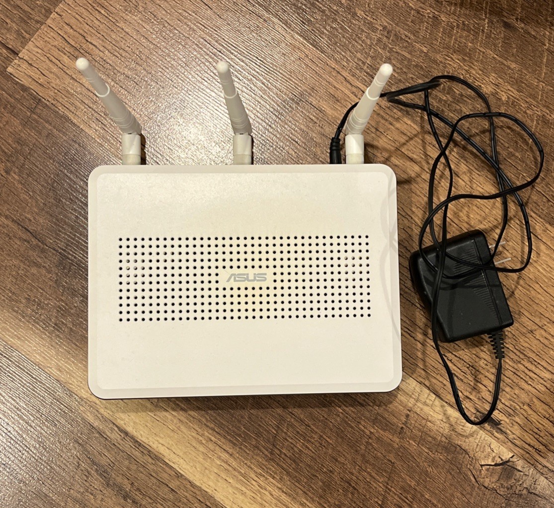 ASUS RT-N16 Wireless-N Gigabit Router 3 Antennas USB DD-WRT Ready Power Cord