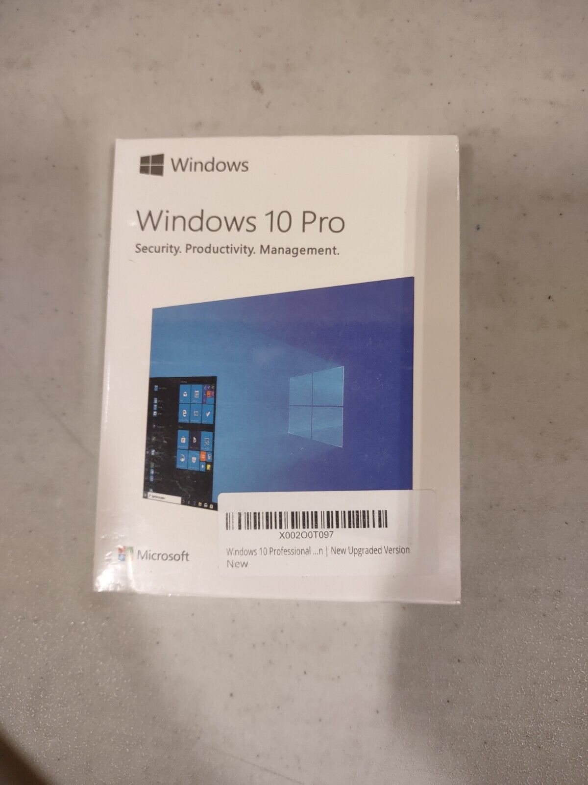 BRAND NEW Microsoft Windows 10 Pro 32/64-bit Flash Drive - HAV-00059