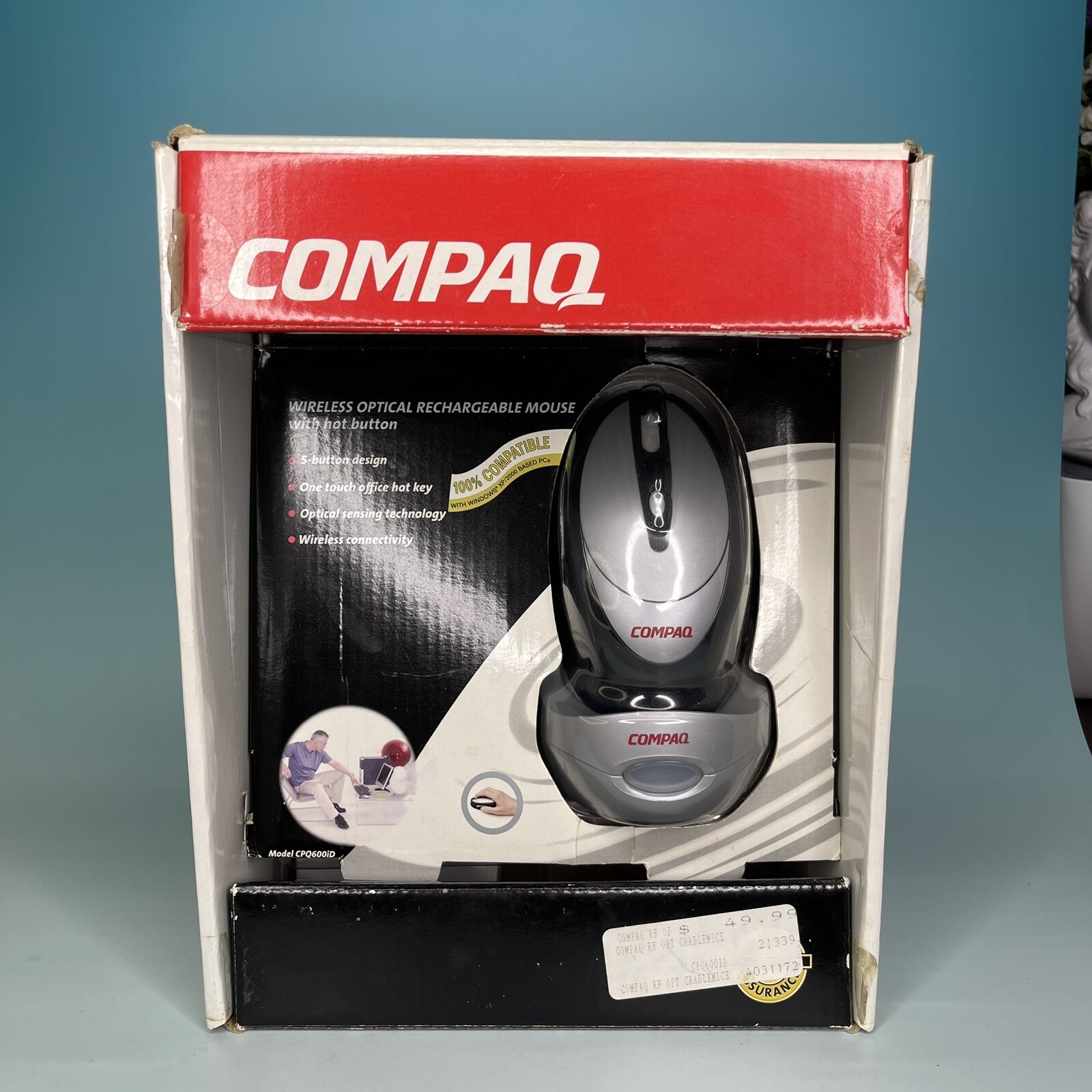 Vtg Compaq wireless mouse with dock CPQ600iD