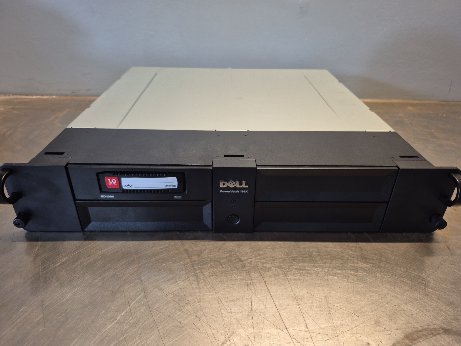 Dell PowerVault Rackmount Storage 114X With Imation RDX1000 SATA Tape Drive