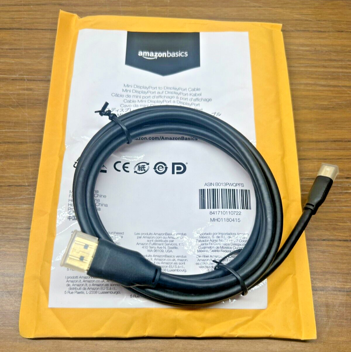 Amazon Basics Mini DisplayPort to DisplayPort Cable, Gold-Plated, 6 Foot