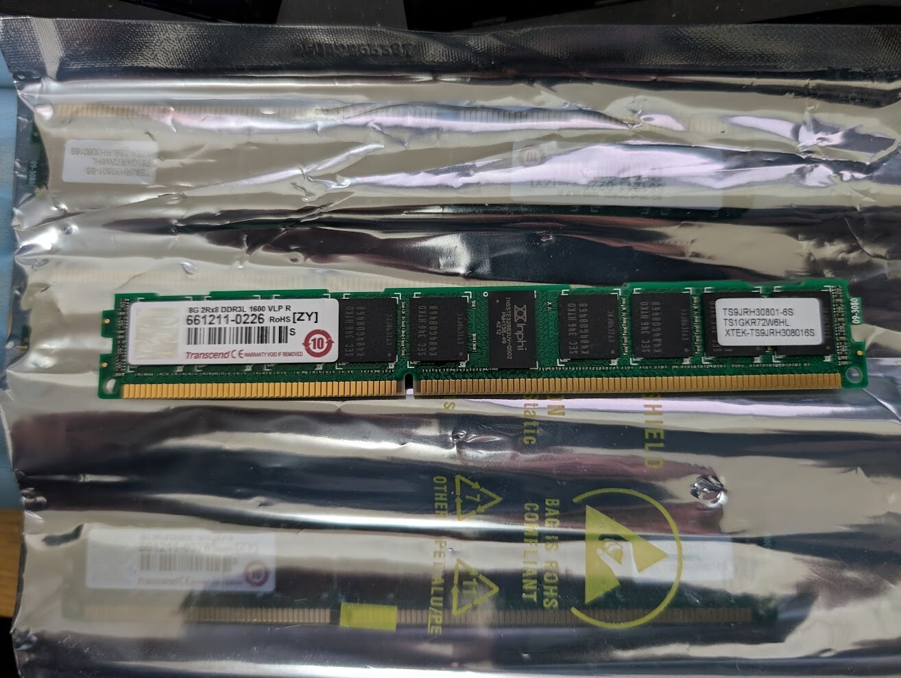 (4x8GB) Transcend TS1GKR72W6HL memory module 8 GB DDR3L 1600 MHz ECC 2RX8 VLP R