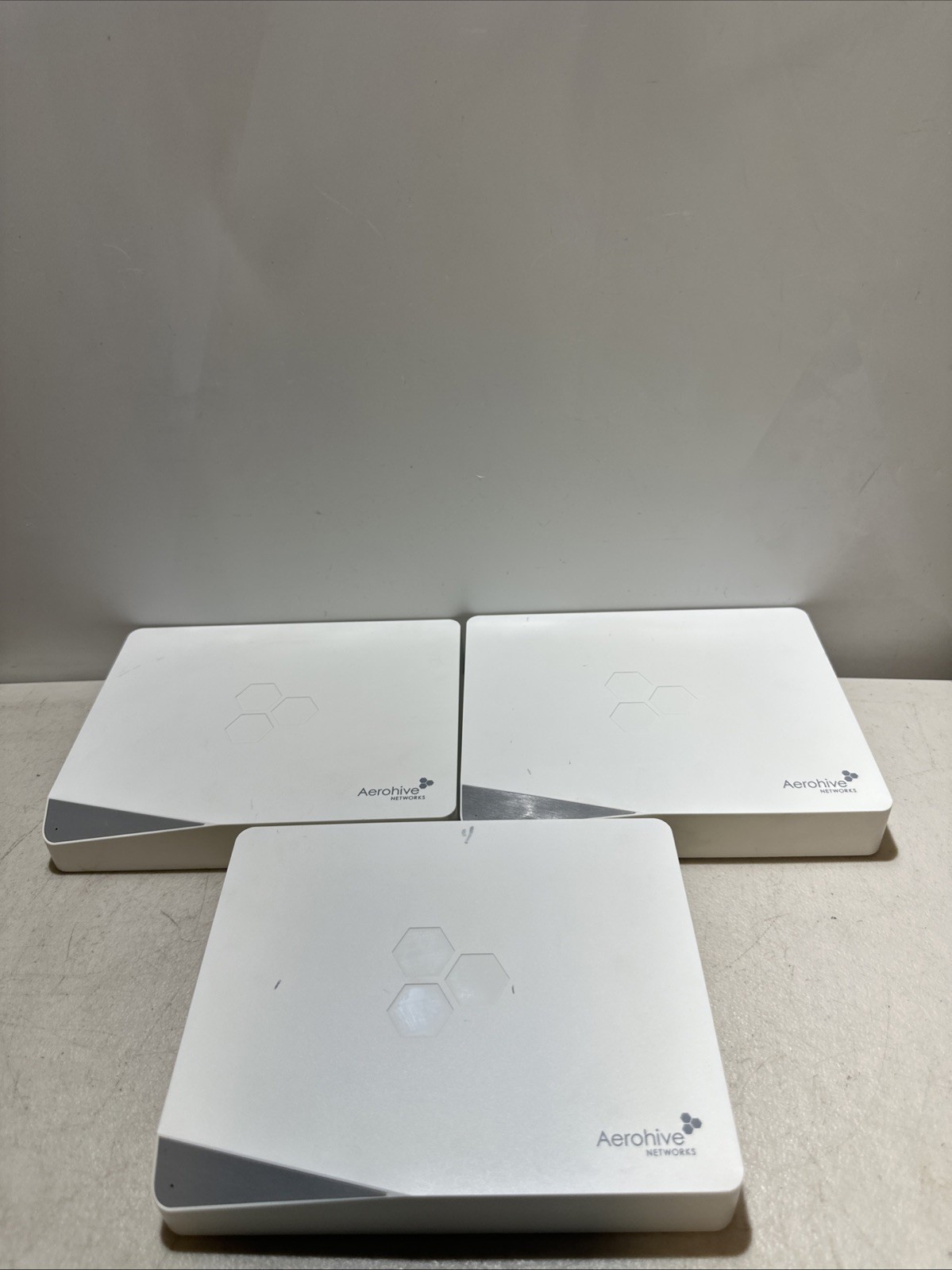 Lot Of 3 Aerohive Networks BR200‑WP Wireless Branch Router/ No Ac Adapter