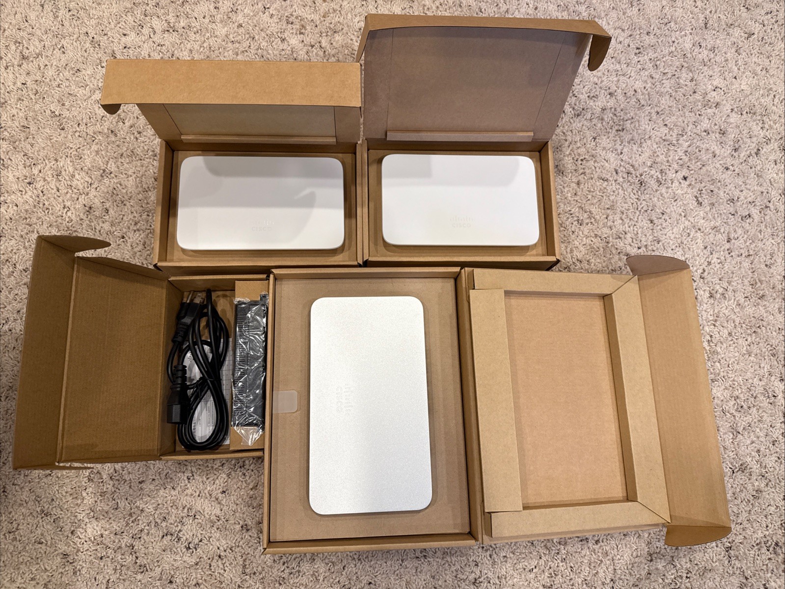 Bundle of 2 Cisco Meraki MR-20 Cloud Managed AP & 1 MX64-HW Router