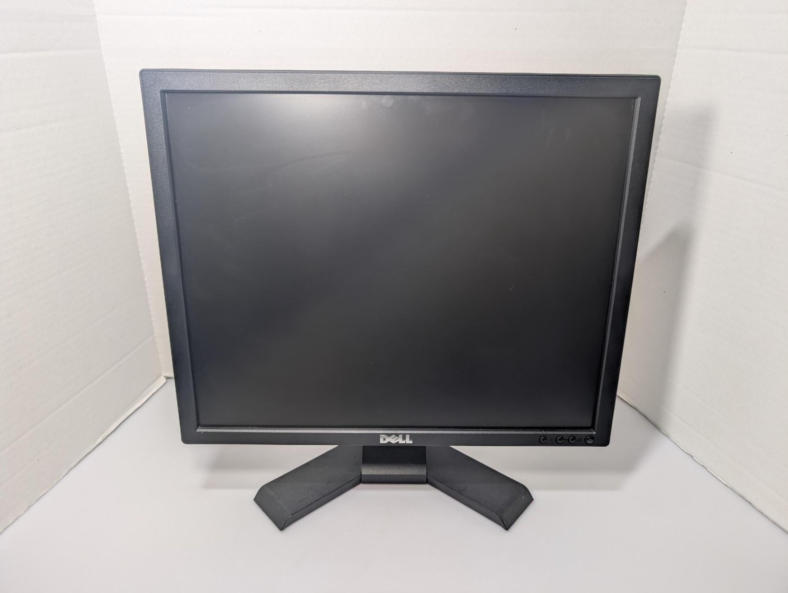 Dell e190sb 19" Monitor | Tested | With Stand | VGA |