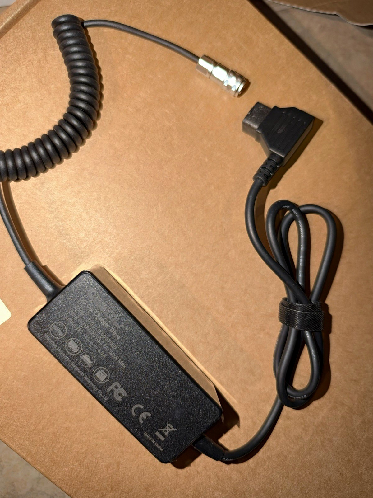 SlimQ DC Car Charger Pro 100 DC-FDC100 Power Adapter 12V 3A Black