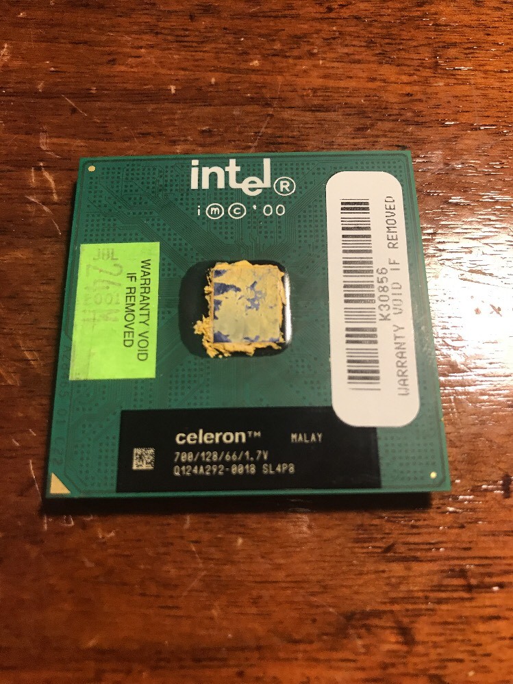 Intel Celeron 700/128/66/1.7V CPU Processor