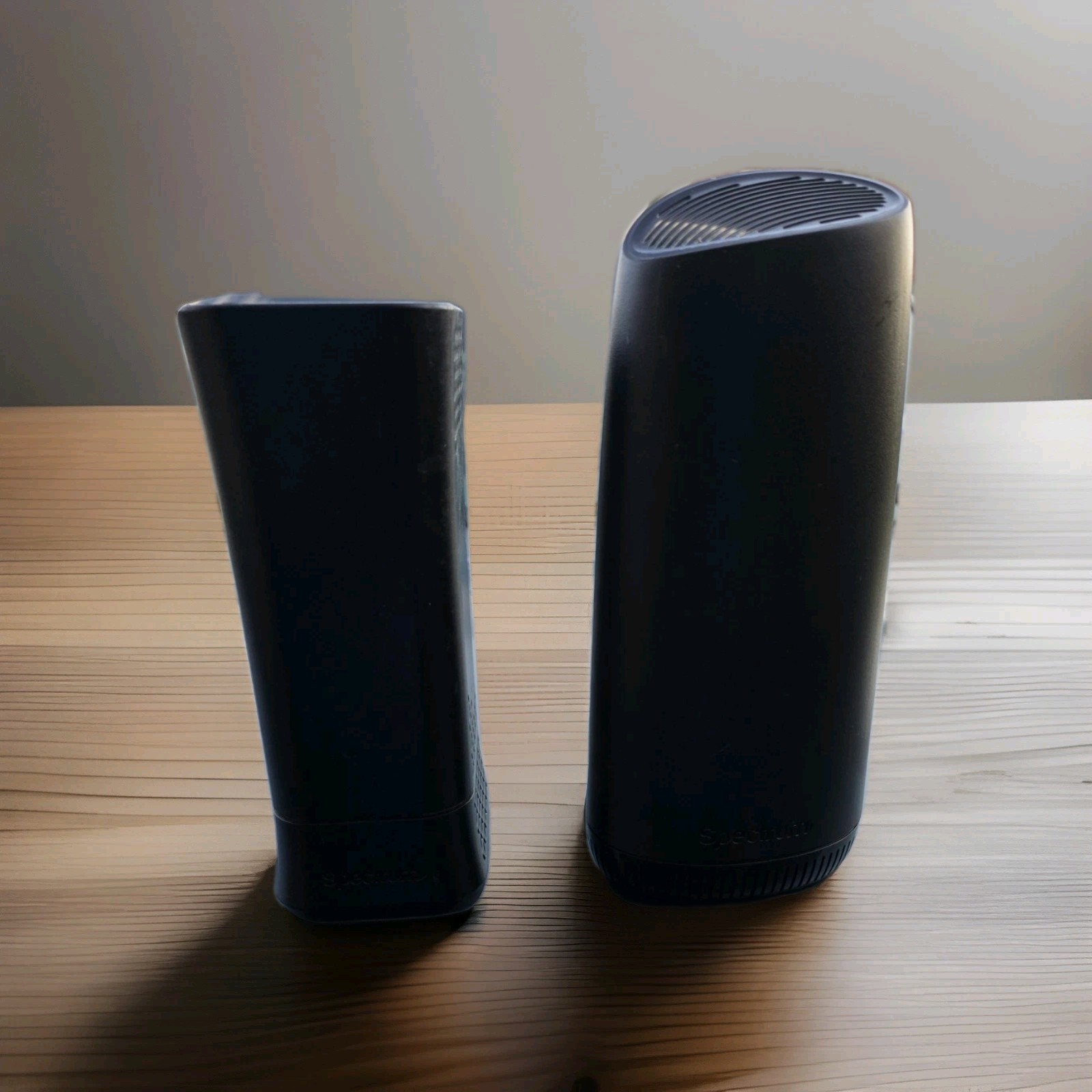 Sagemcom High-Performance Router Duo: SAX2V1S WiFi 6E & RAC2V1S Wave 2 AC2650 