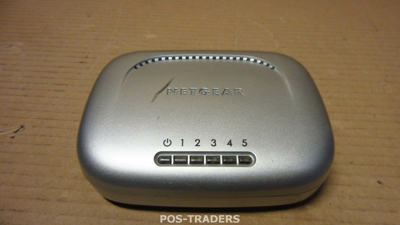 FS605 V2 NETGEAR FS605 V2 FAST ETHERNET SWITCH 5-PORT 10/100MBPS Excl Psu