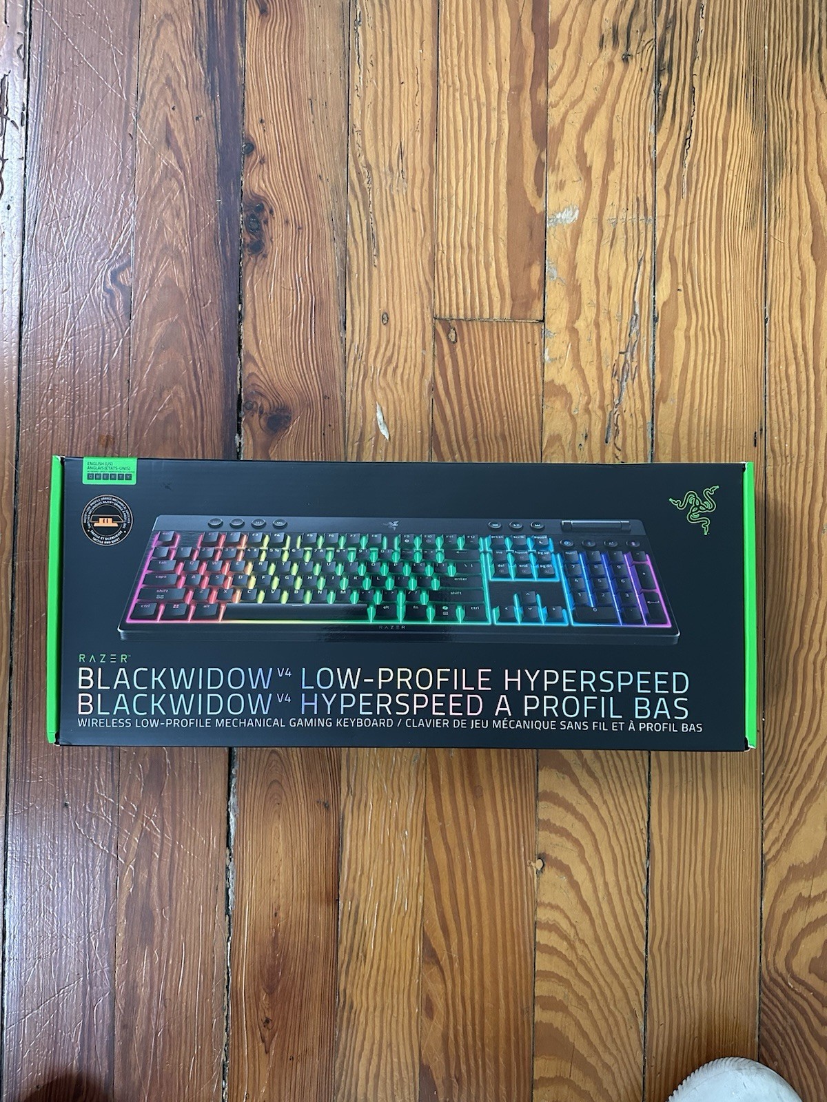 New Razer BlackWidow V4 Low-profile HyperSpeed Wireless Gaming Keyboard Black