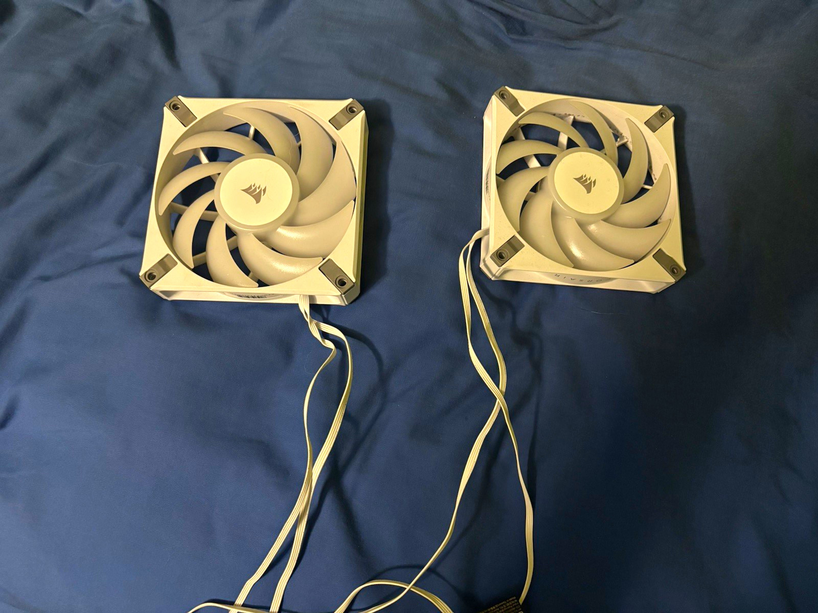Corsair iCUE AF120 ELITE 120mm PWM White RGB Case Fans - Lot of 2