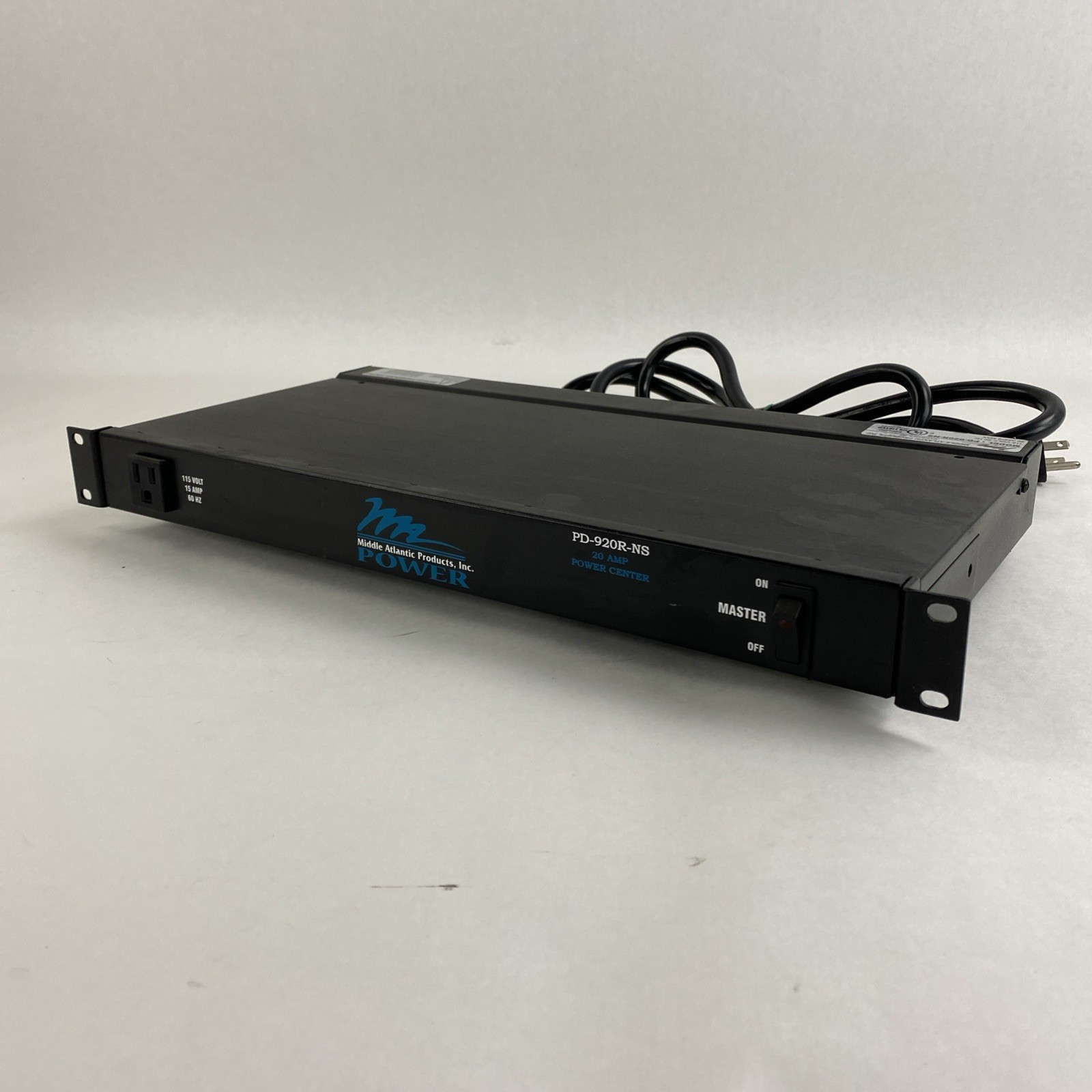 Middle Atlantic PD-920R-NS 20 AMP Power Center 8 Outlet