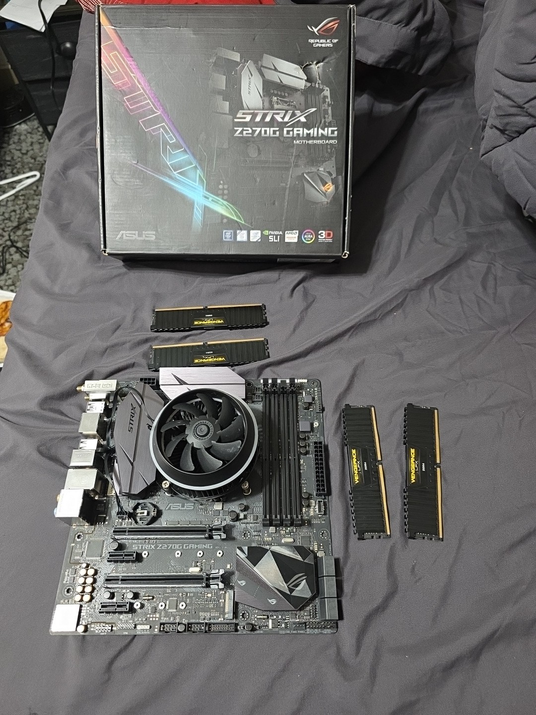 Motherboard Asus Rog Strix Z270G With Processor i5 5600 and 32 Gb Ddr4.