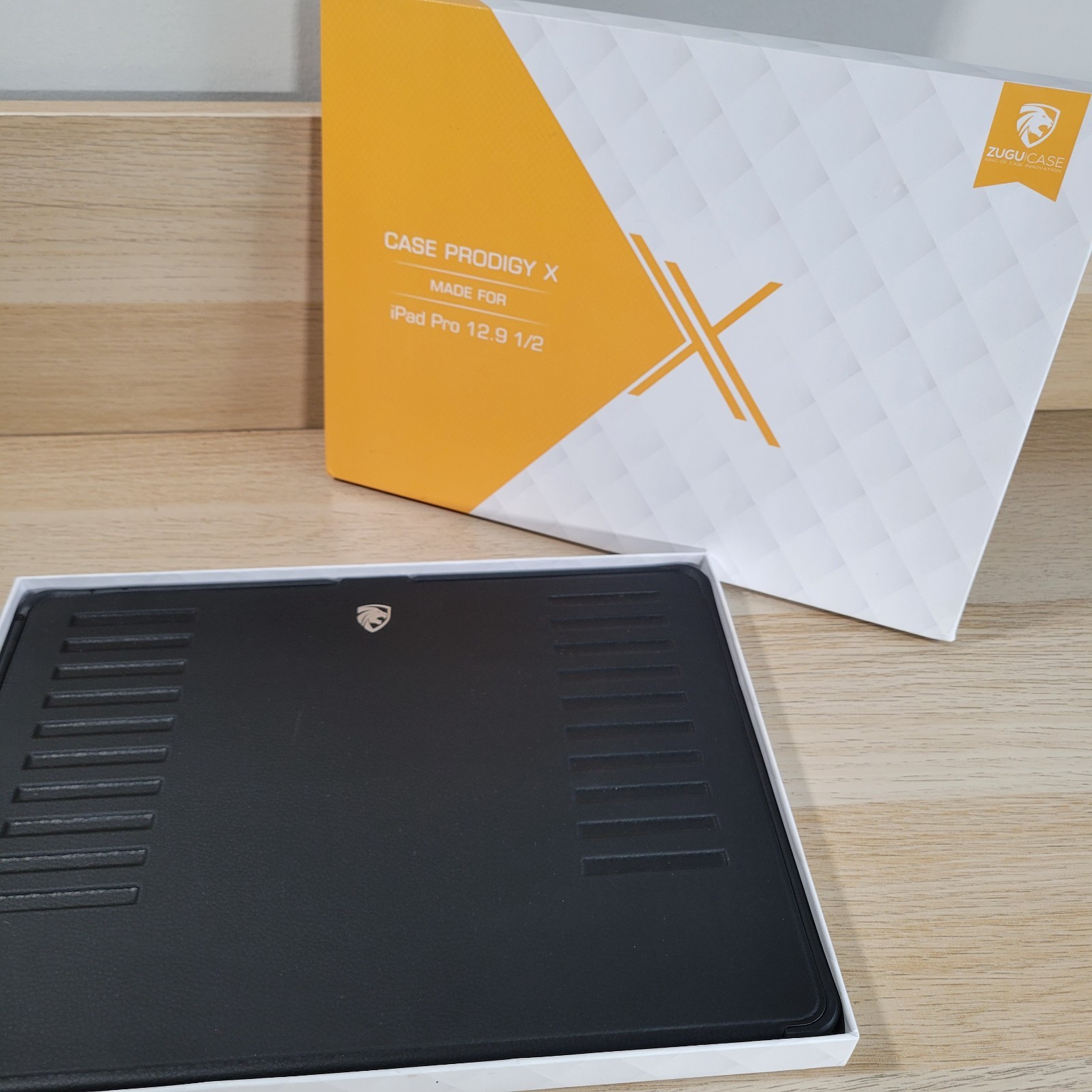 Zugu Case Prodigy X For iPad Pro 12.9 1/2 Black New Open Box