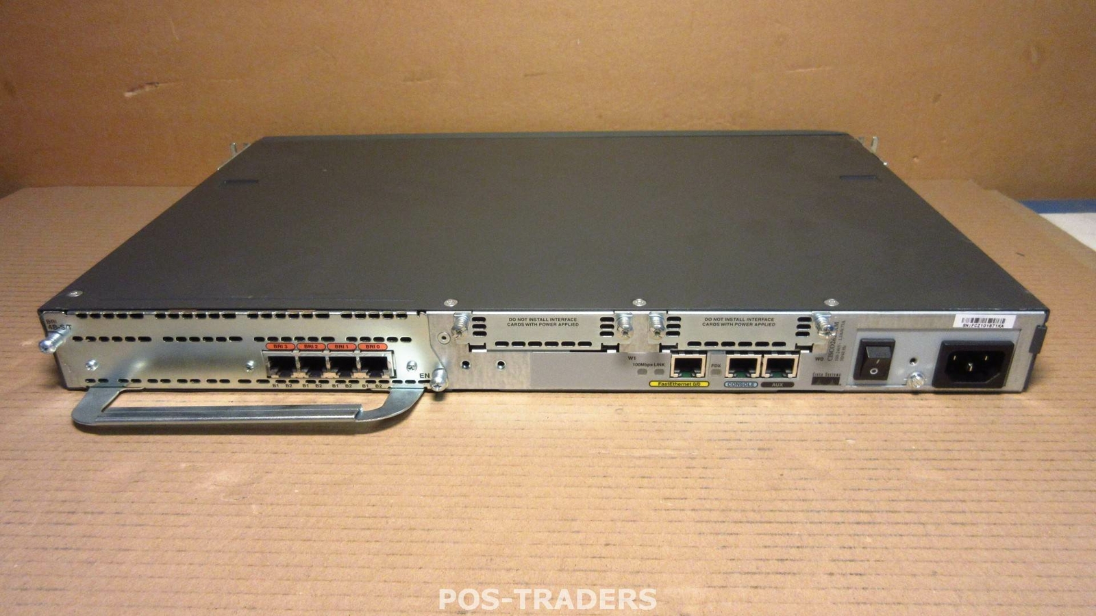Cisco 2620XM Multiservice Router 10/100 Mbps INCLUDING 1X BRI 4B-S/T Module