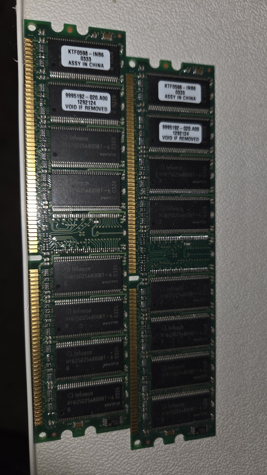 2x Infineon KTF0598-INB6 Memory Module