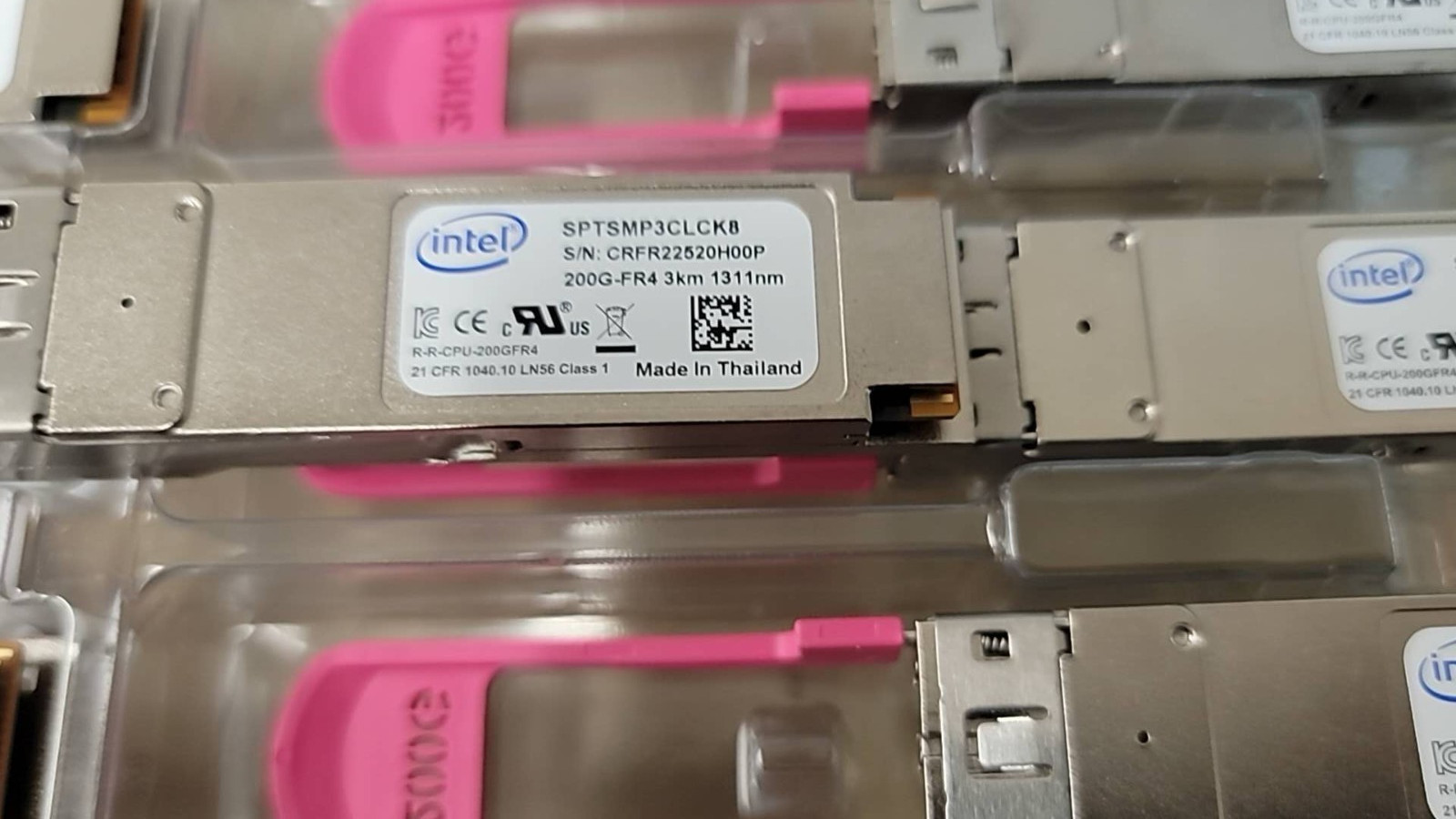 Intel SPTSMP3CLCK8 200G QSFP56 FR4 Transceiver 1311nm 3km LC SFP