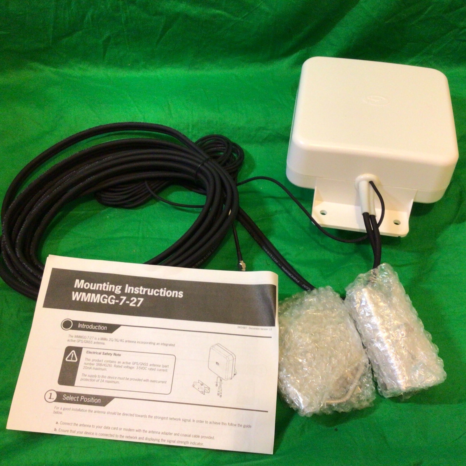 Panorama Antennas WMMG-7-27-5SP Wall Mount with GAIN, MIMO Cell (SMA) w/5m cable
