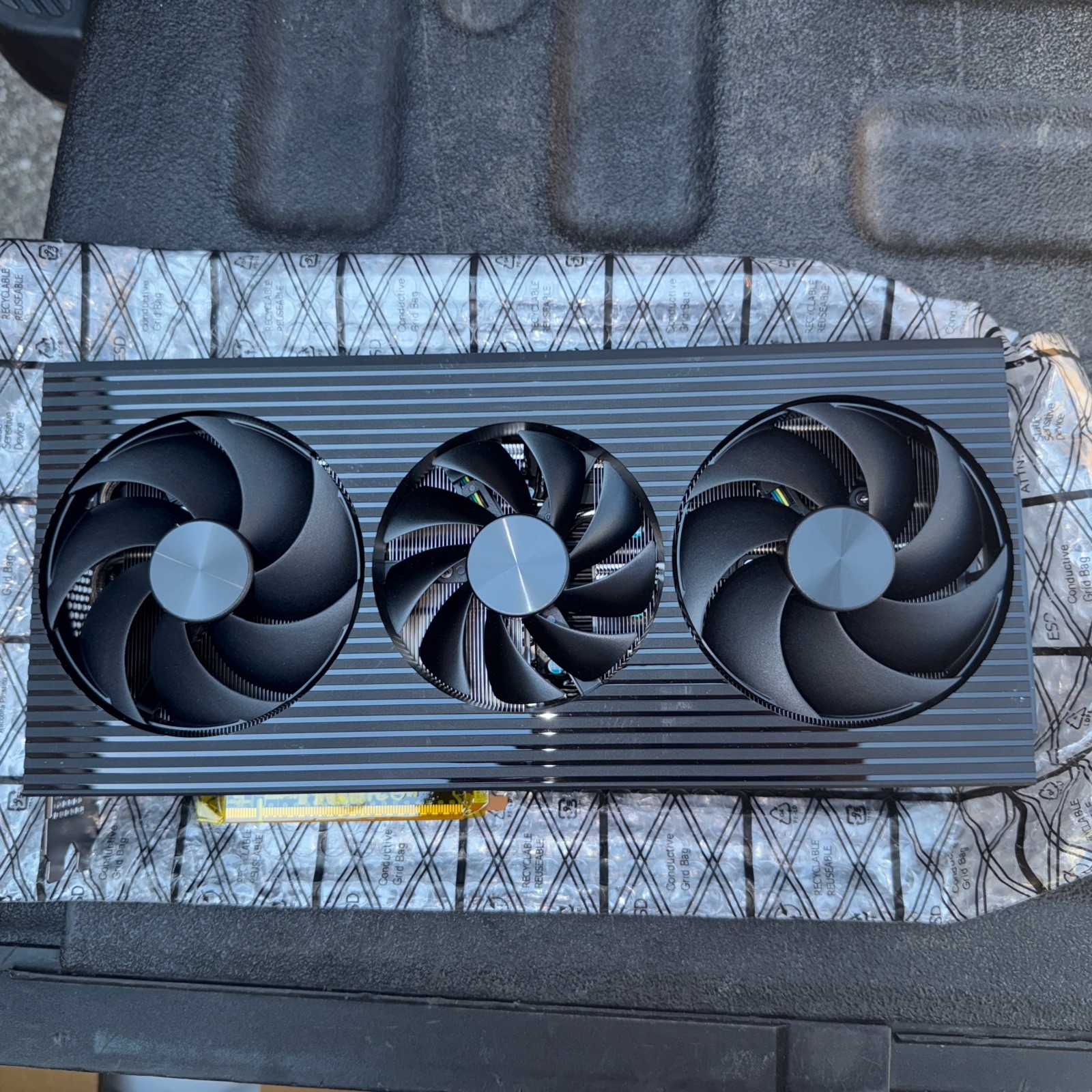 (For Parts) Dell RTX 5090 24GB GPU OEM No Core & VRAM (US Stock)