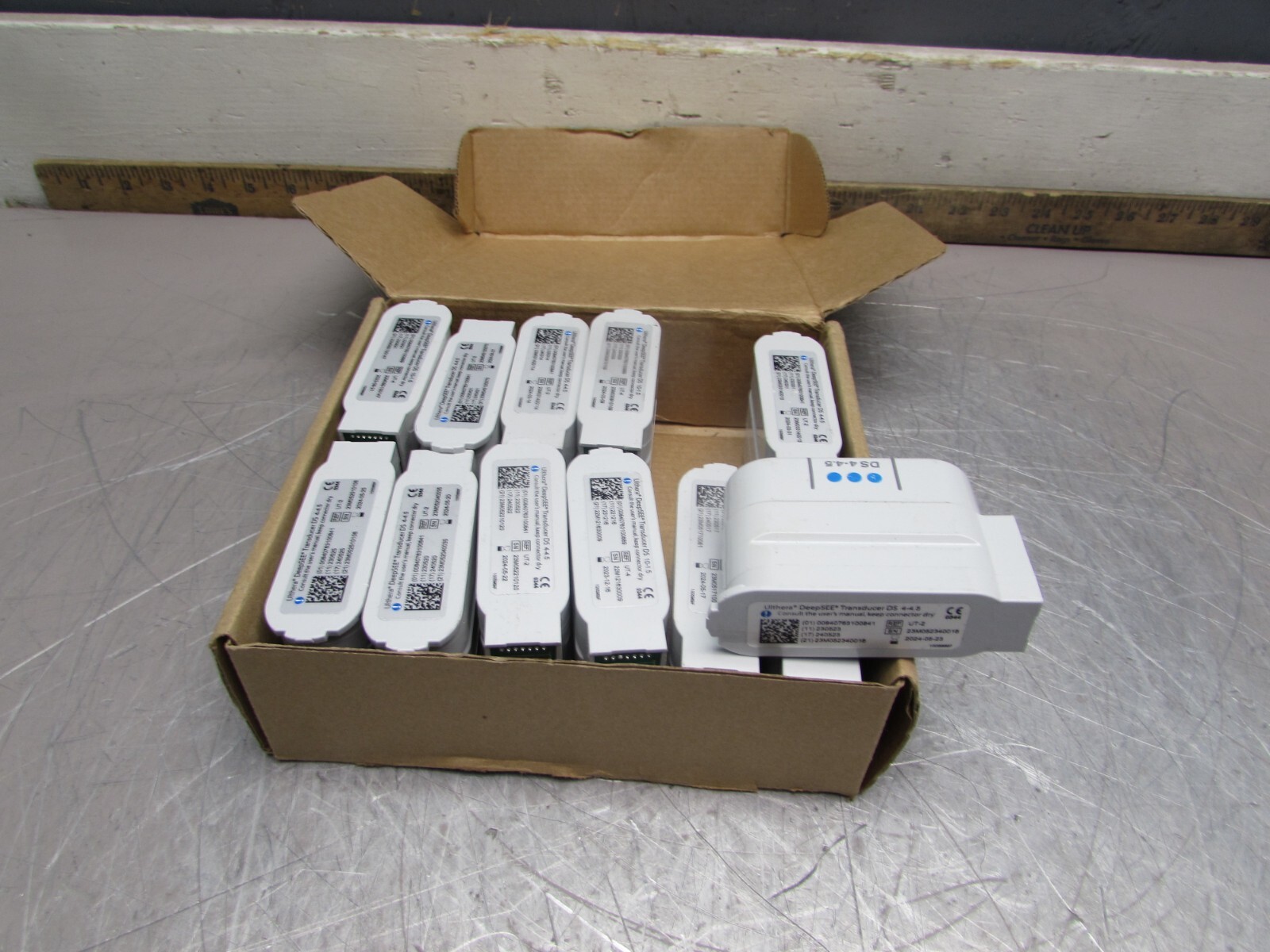 CASE of 12 ARUBA APIN0505 , WIRELESS AP, AP-505, NIB MAKE OFFER