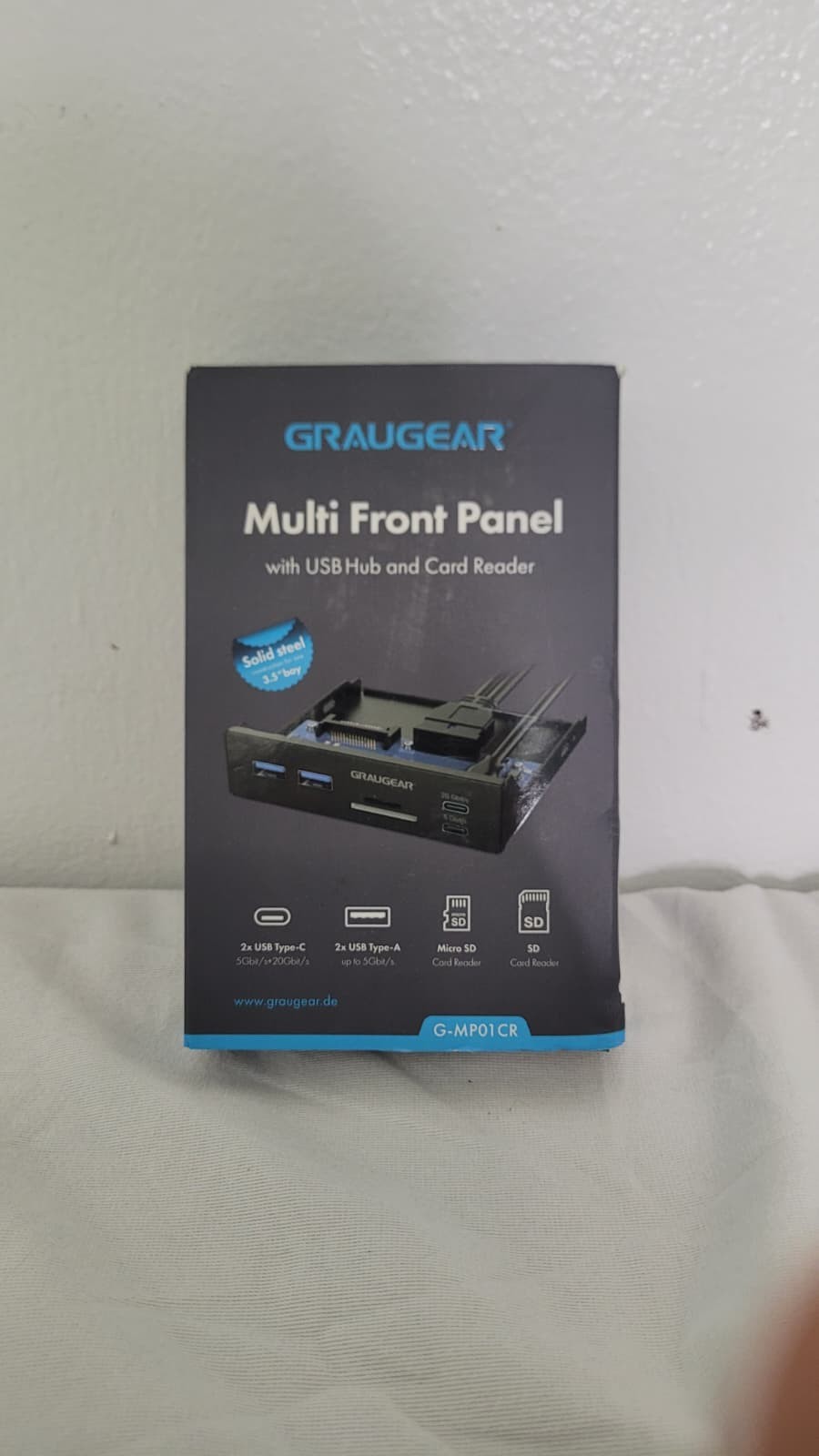 GRAUGEAR 35 Inch Front Panel USB Hub 20Gbps USB C and USB 30 Ports Expansion