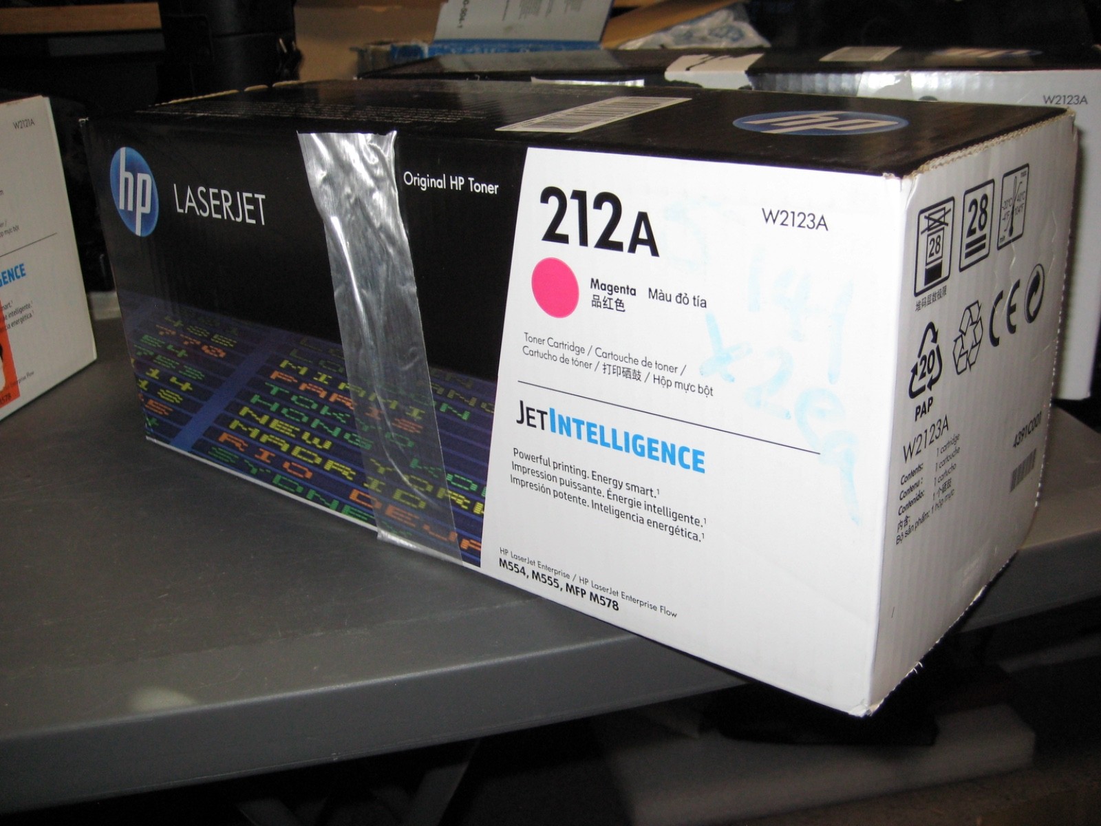 New Sealed - HP 212A Magenta Toner Cartridge W2123A Read Description
