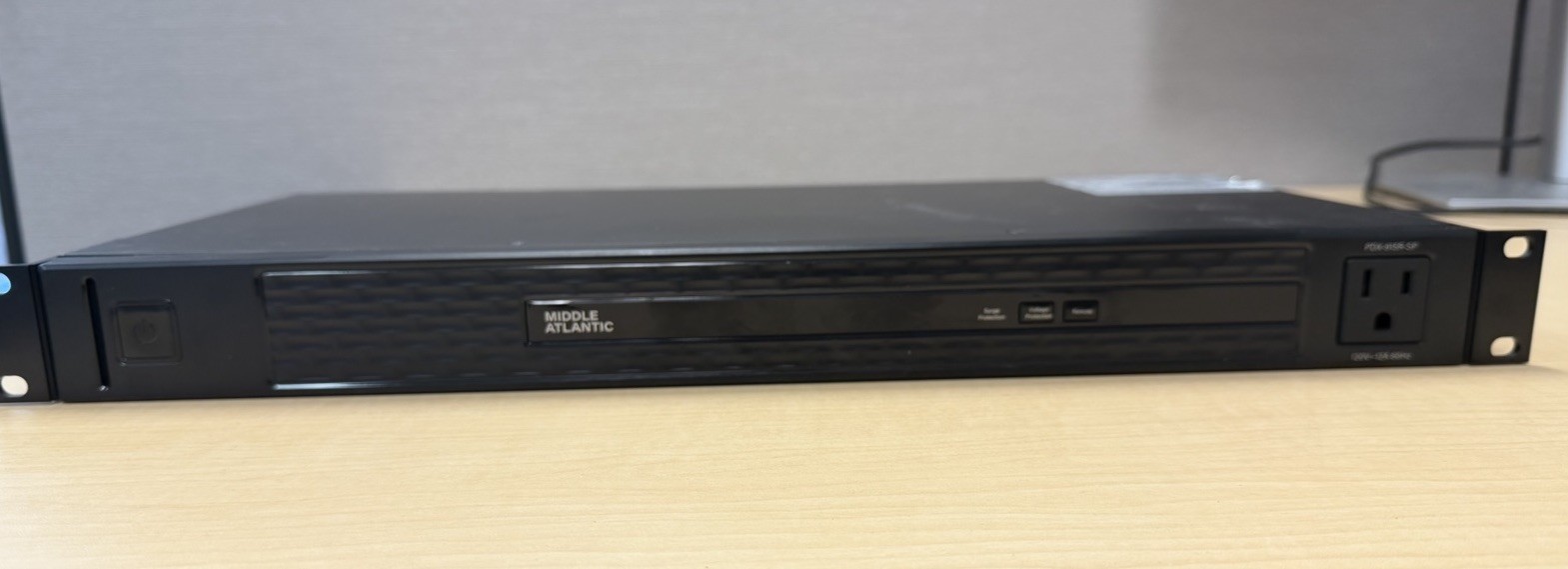 Middle Atlantic NEXSYS 9 Outlet PDX-915R-SP 15A 19" Full Rackmount, PDX-915R