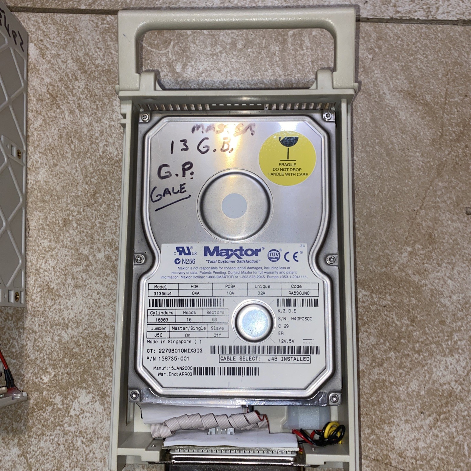 Maxtor 91366U4 13.5GB IDE 7200 RPM Hard Drive TESTED - With Case And Cradle