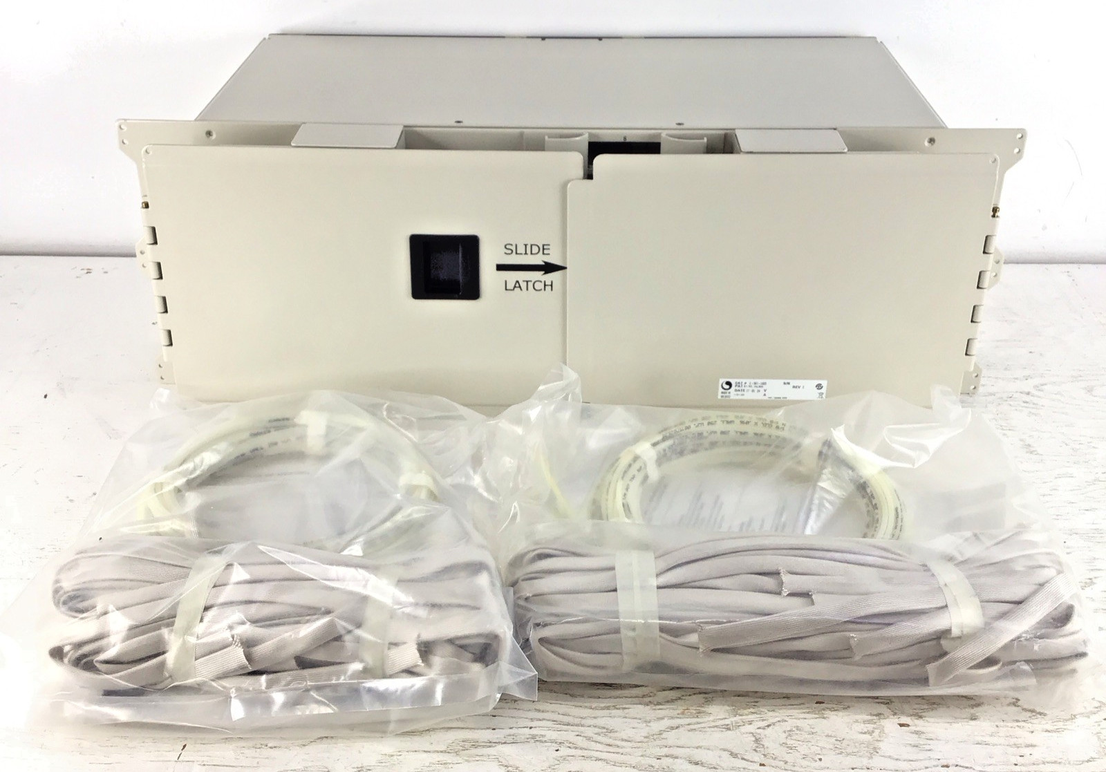 CommScope FDF Chassis E-501-L628 8 Drawer Fiber Termination 192 Splice cabinet