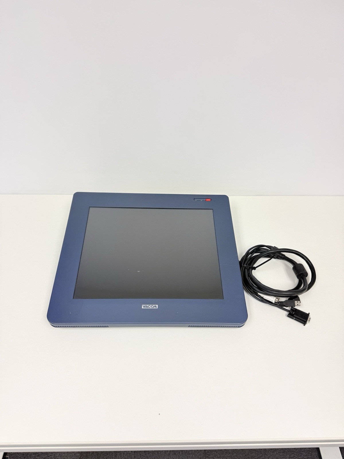 Wacom PL-800-02 Cintiq 18SX Interactive LCD Pen Graphics Display Monitor