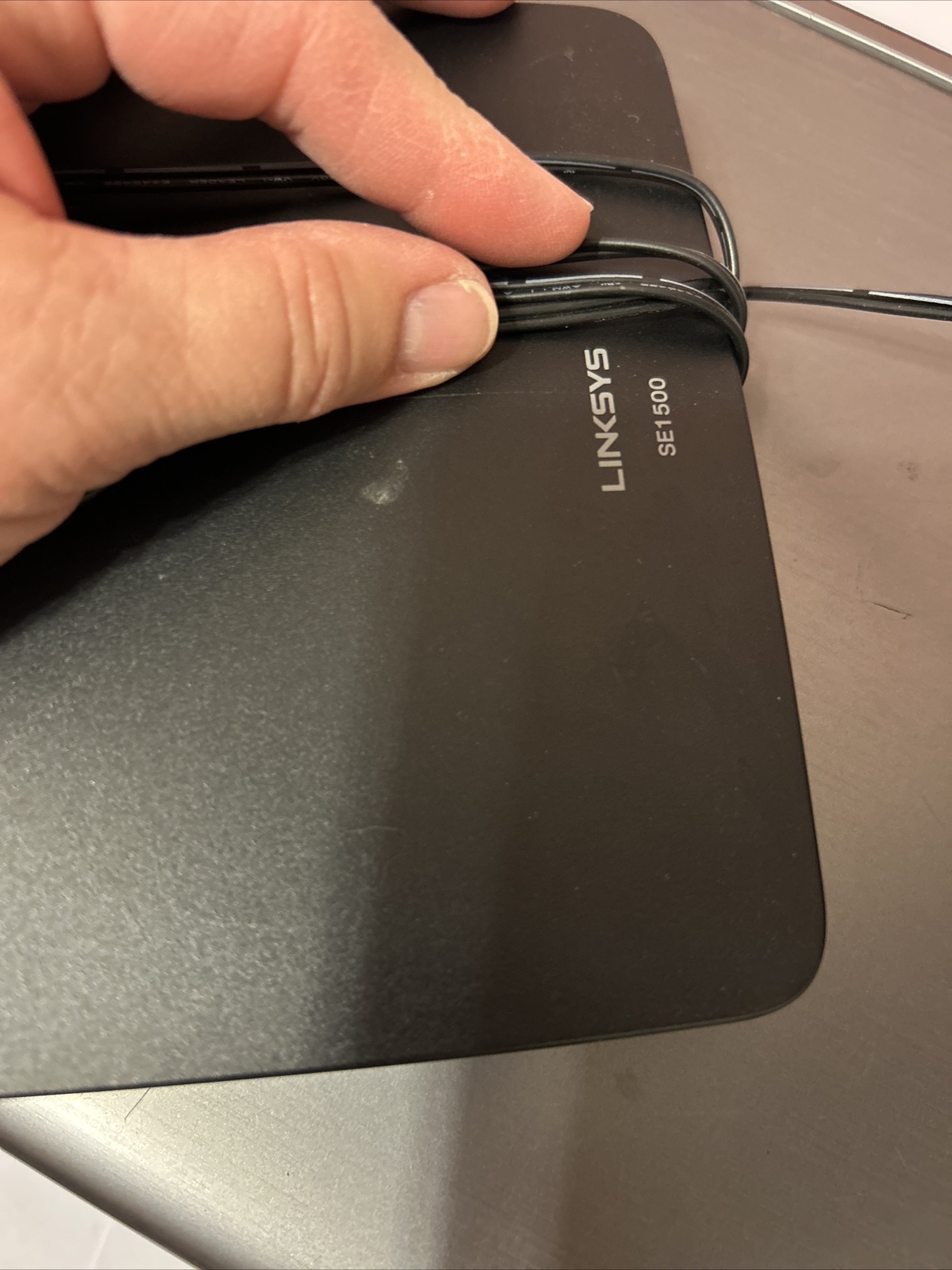 Linksys SE1500 5 Port Wireless Router